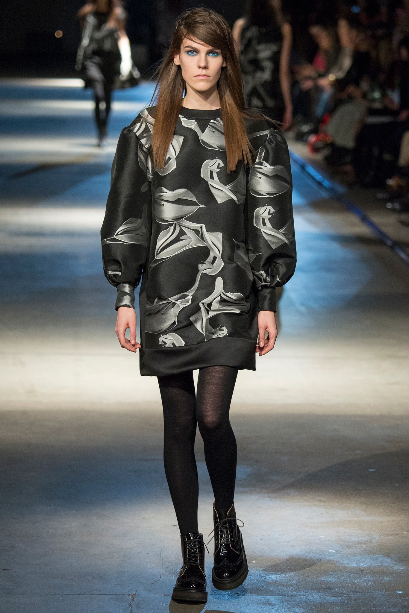 Giles Deacon F/W 14 Look 35