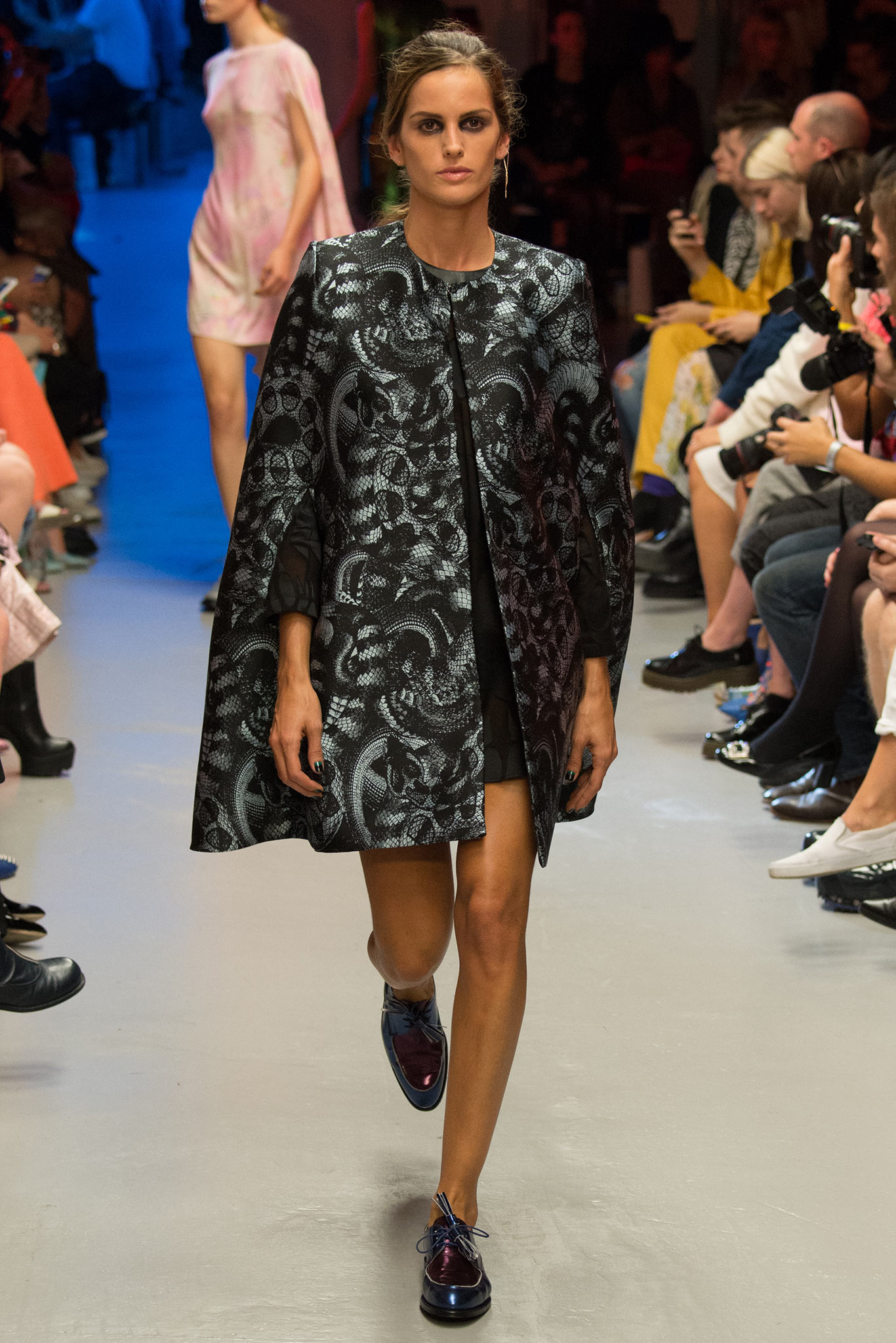 Giles Deacon S/S 15 Look 45