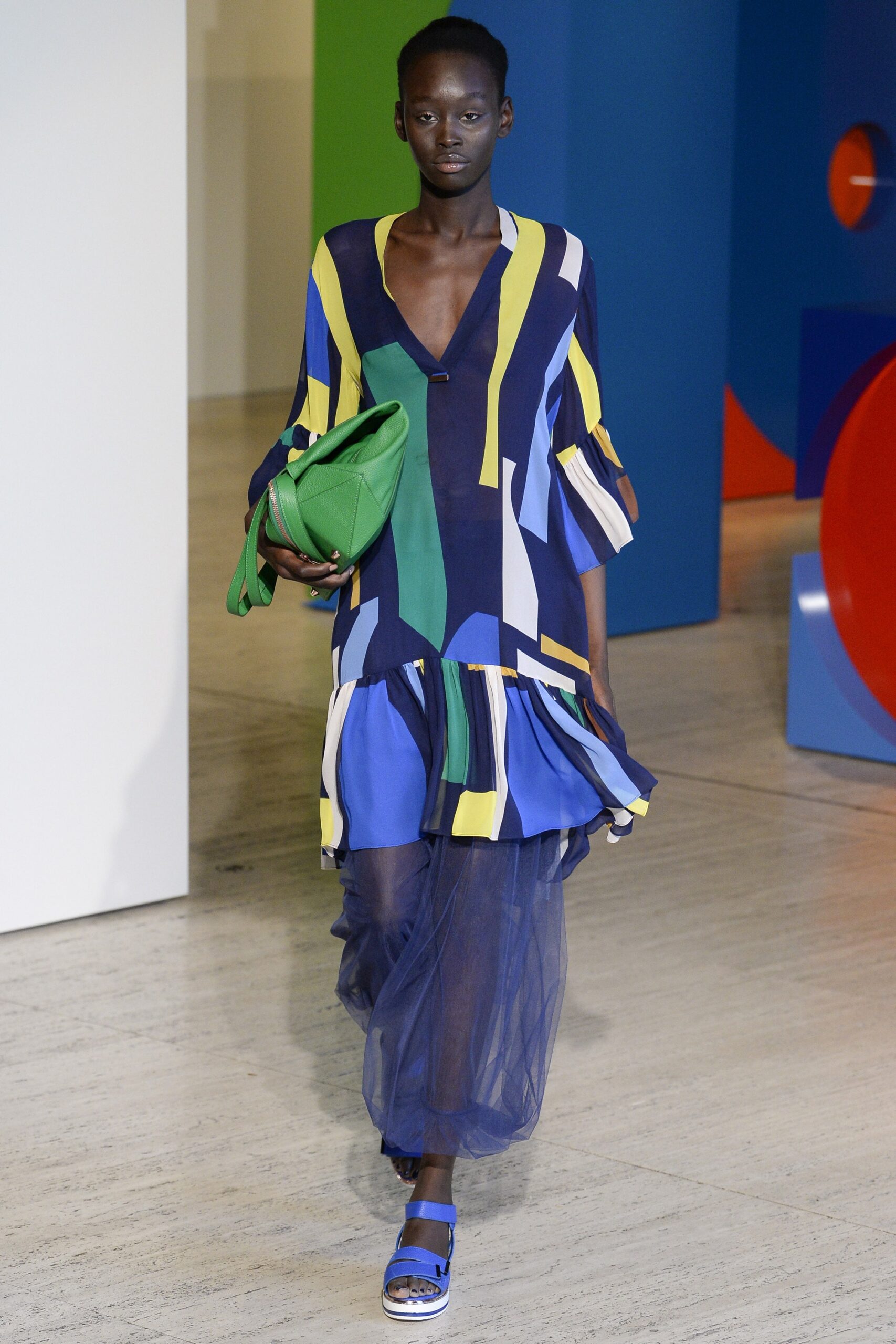 Ginger & Smart Australia Resort 18 Look 2