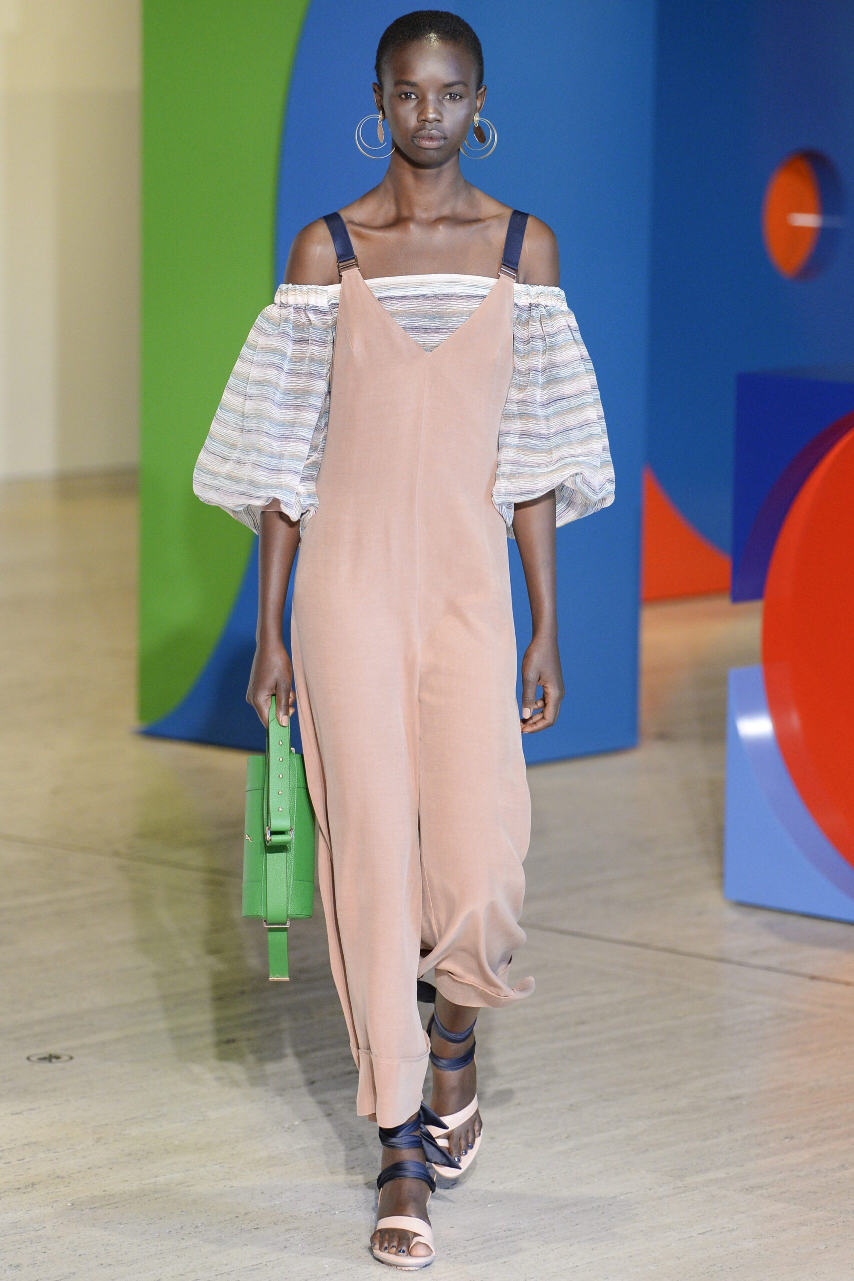 Ginger & Smart Australia Resort 18 Look 14