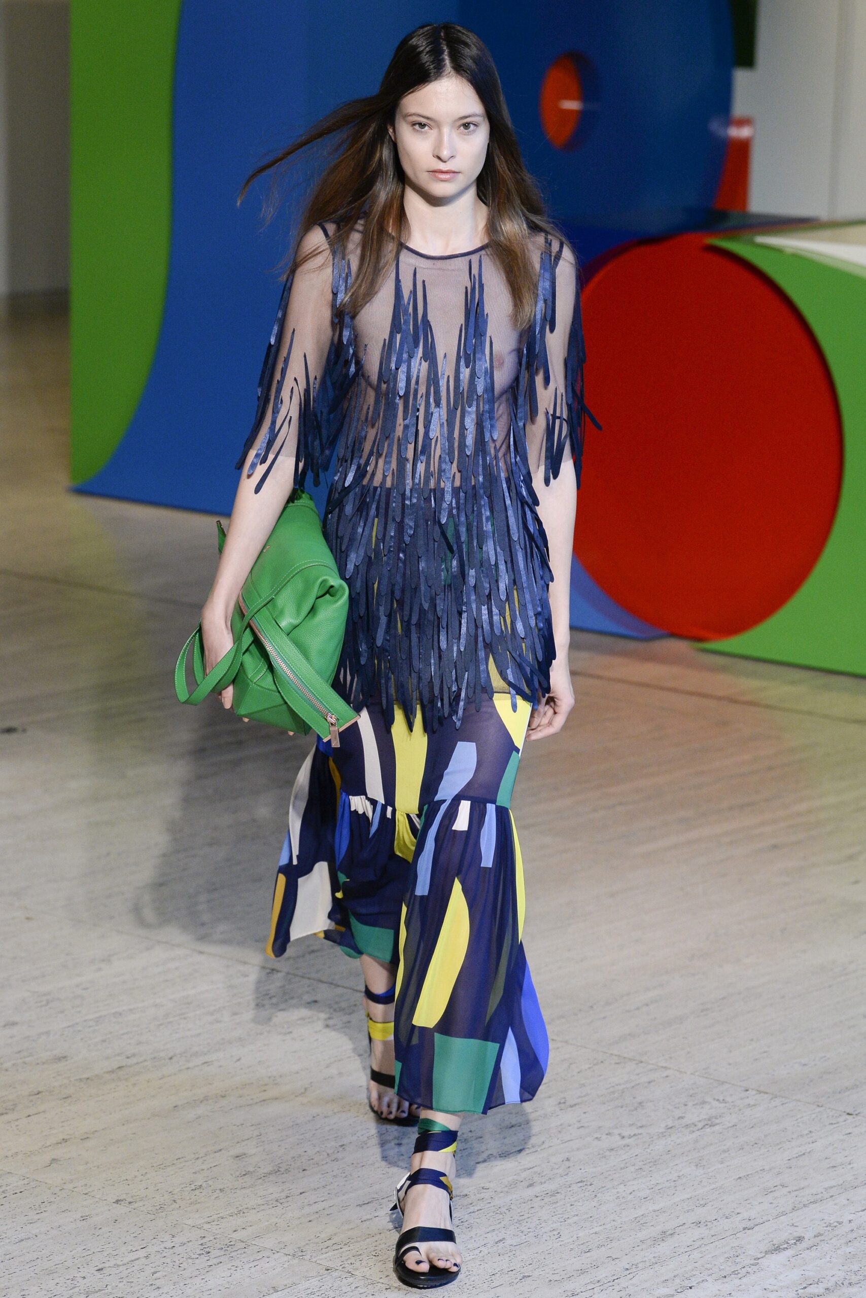 Ginger & Smart Australia Resort 18 Look 19