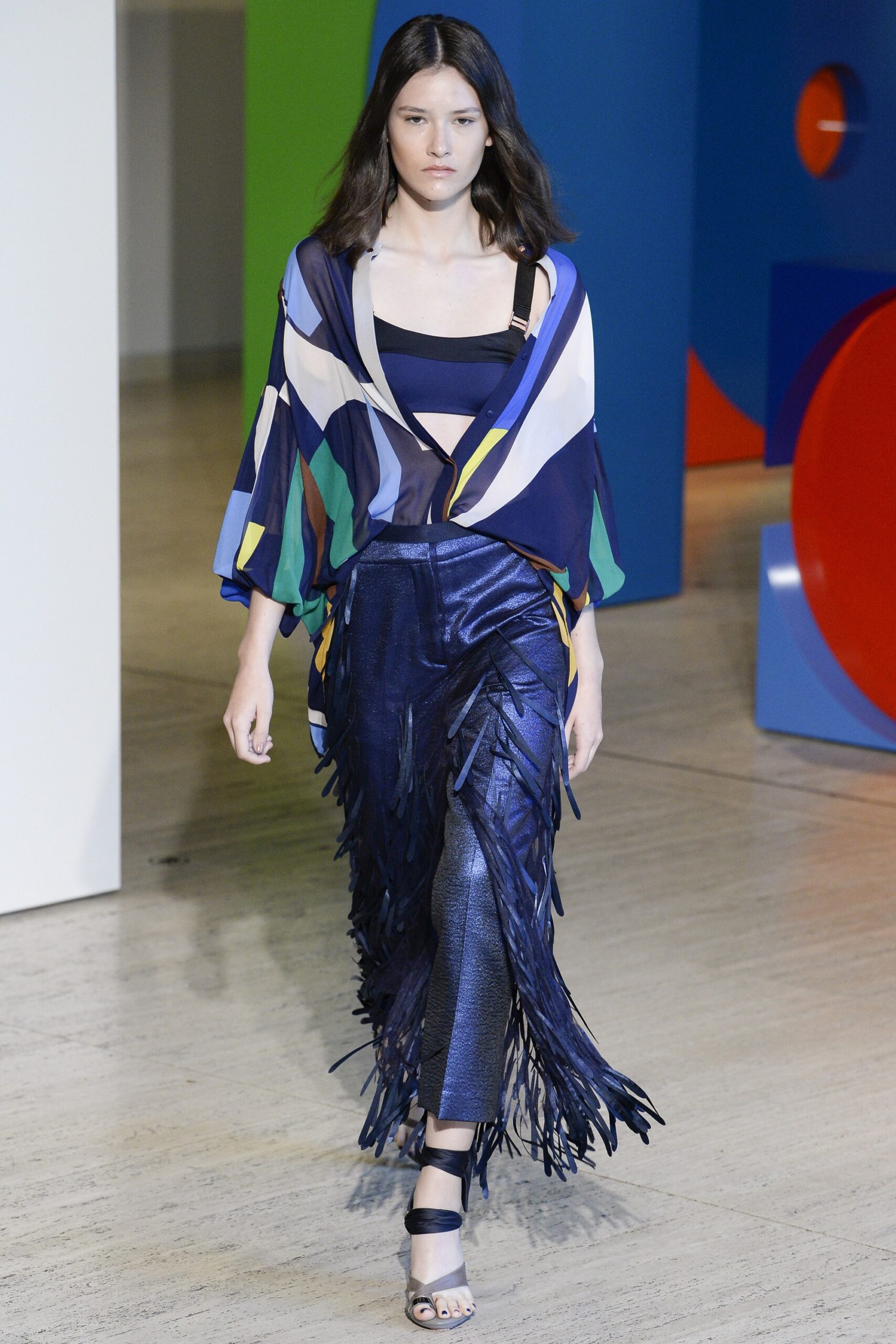 Ginger & Smart Australia Resort 18 Look 23