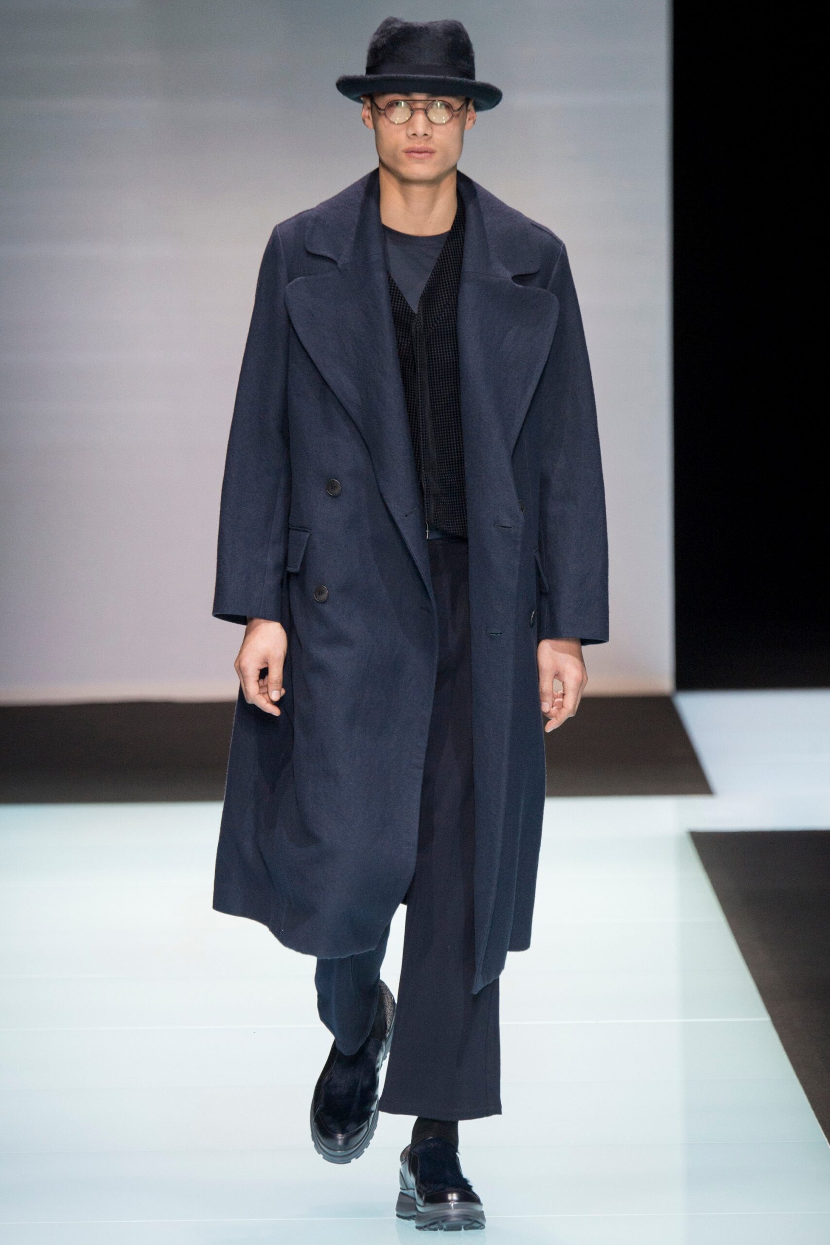 Giorgio Armani F/W 16 Menswear Look 4