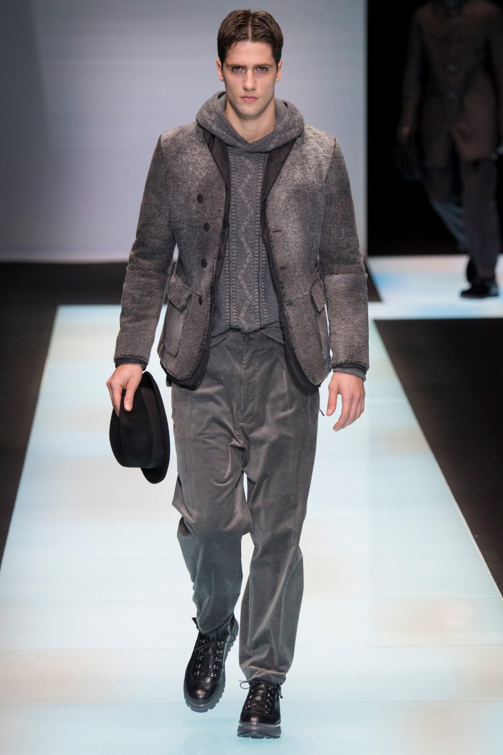 Giorgio Armani F/W 16 Menswear Look 13