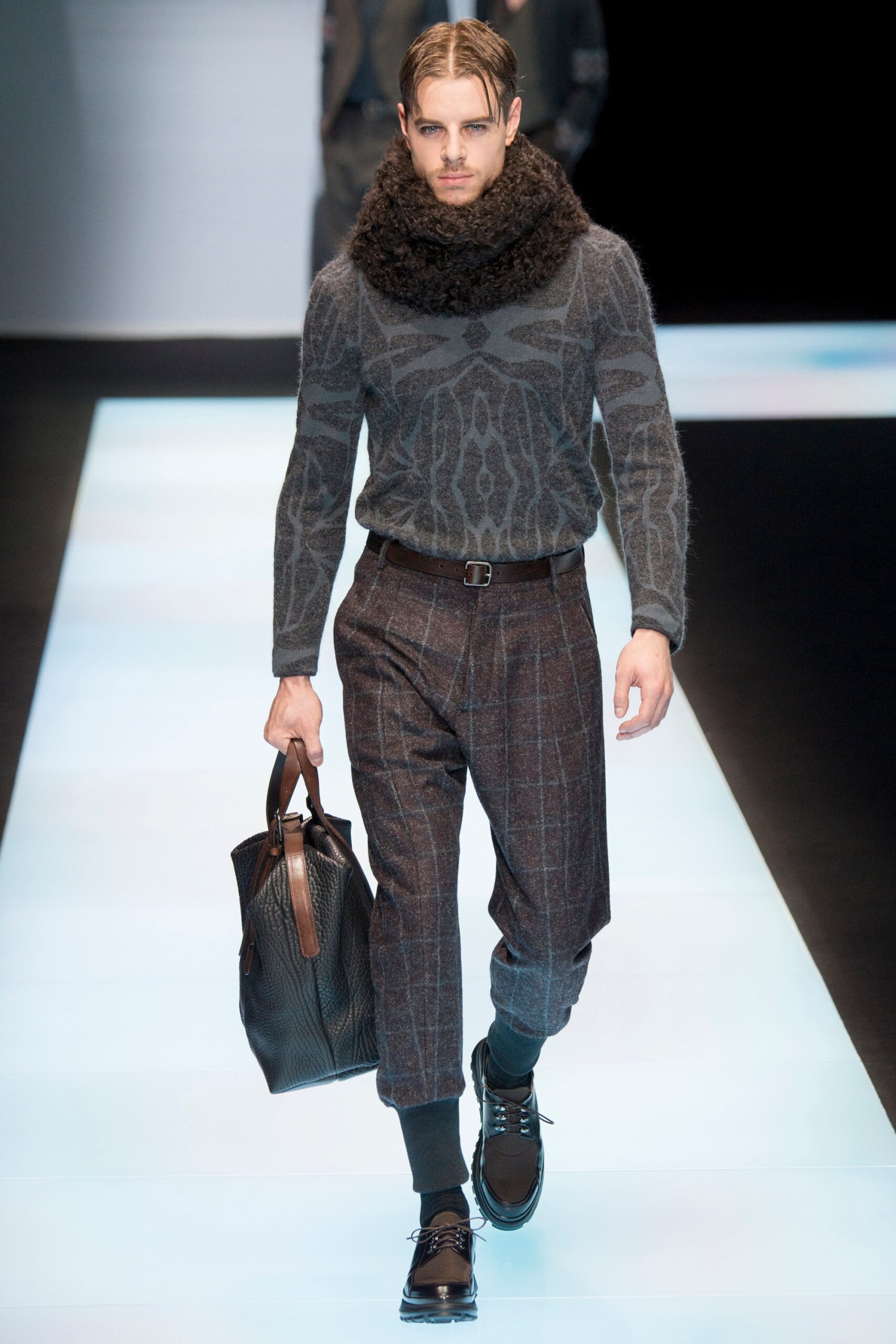 Giorgio Armani F/W 16 Menswear Look 23