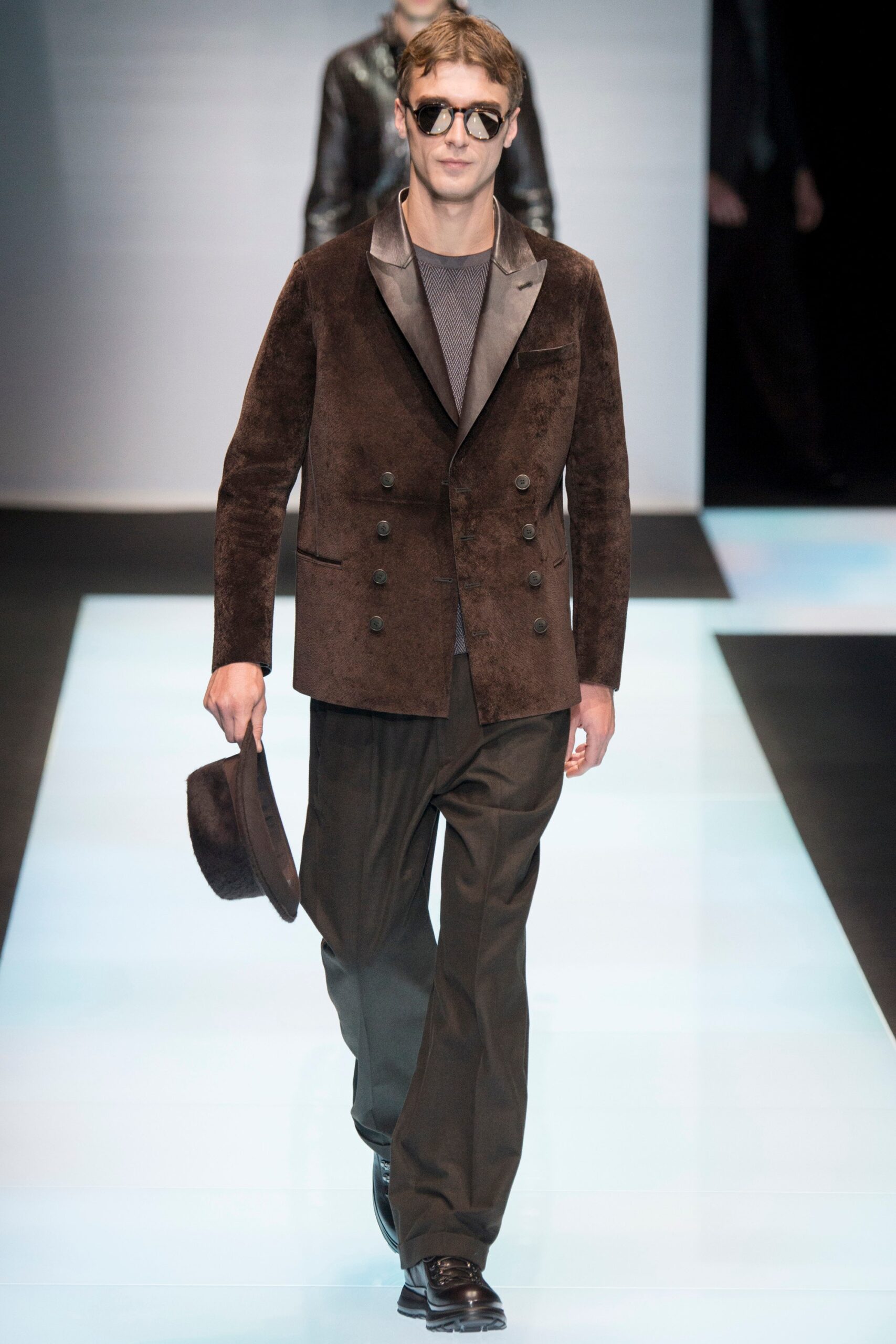 Giorgio Armani F/W 16 Menswear Look 37