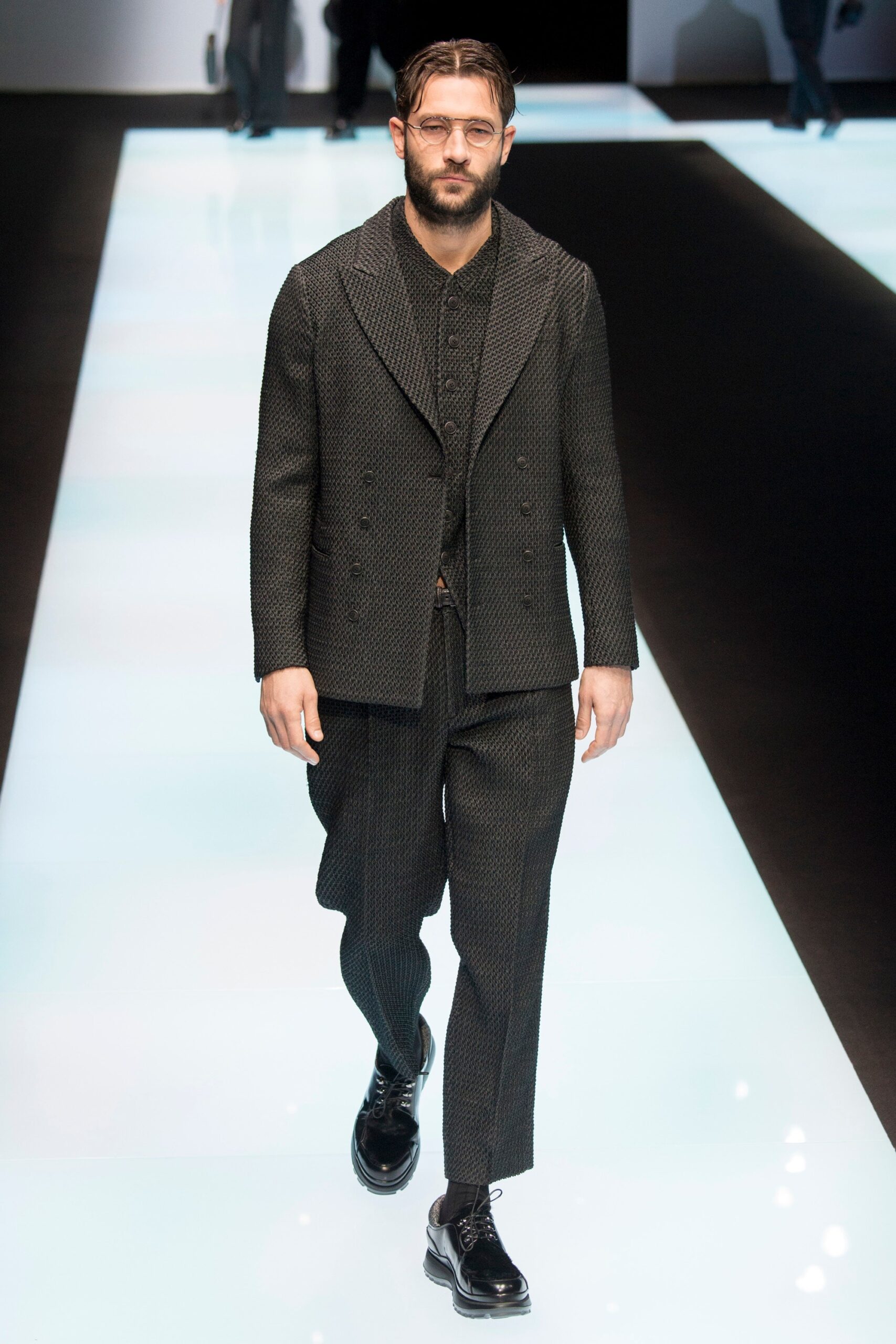 Giorgio Armani F/W 16 Menswear Look 46