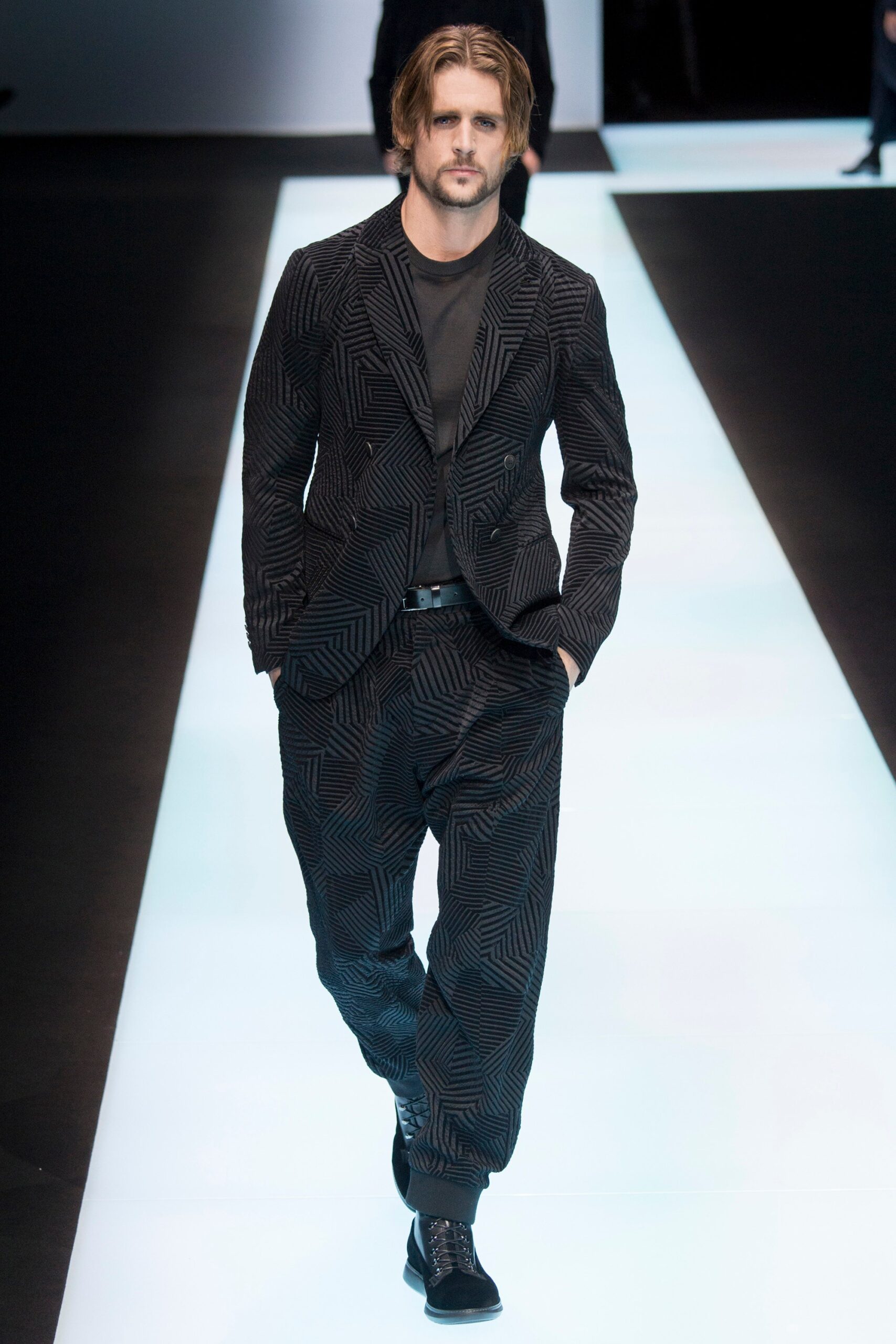 Giorgio Armani F/W 16 Menswear Look 52