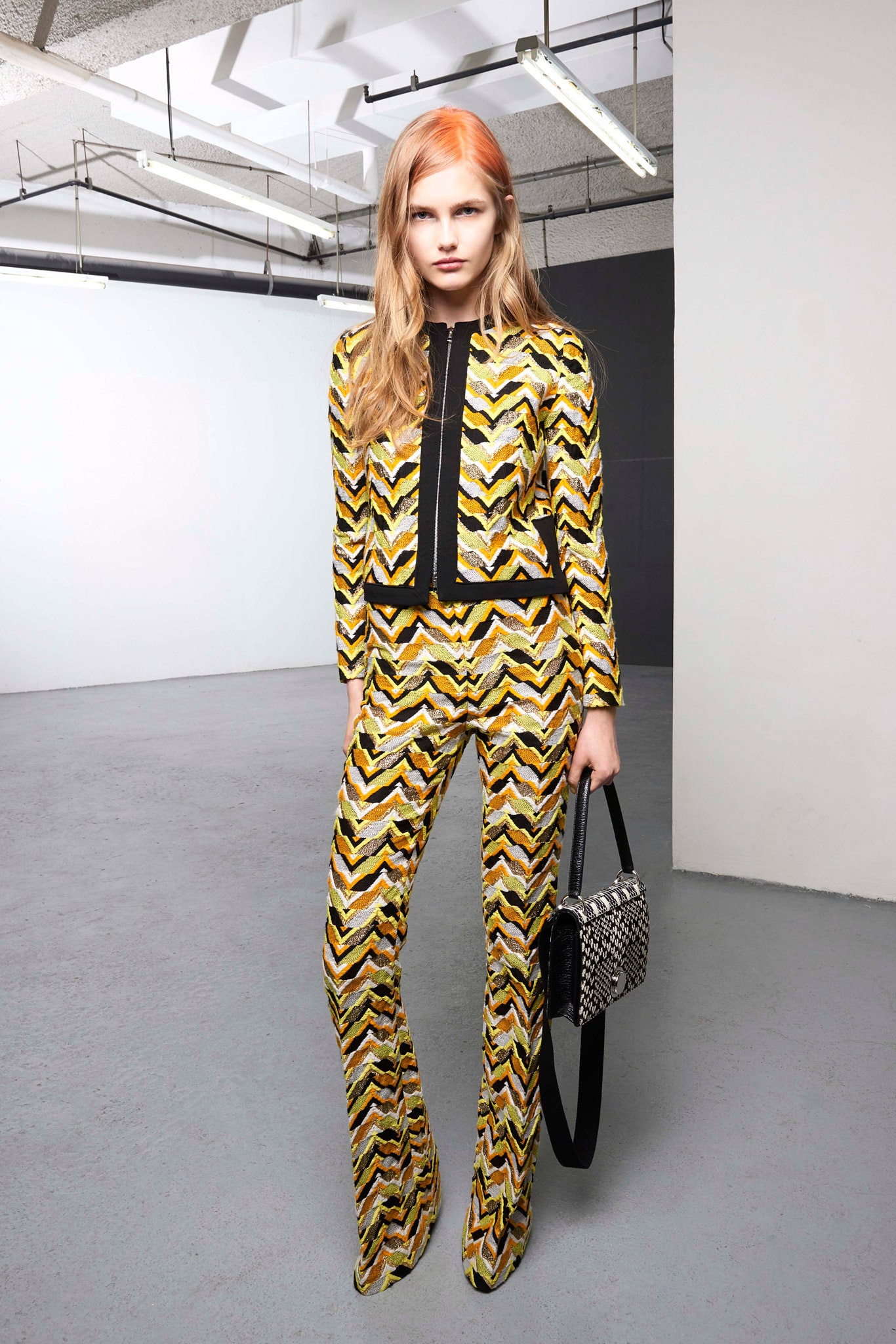 Giambattista Valli F/W 15 Look 1