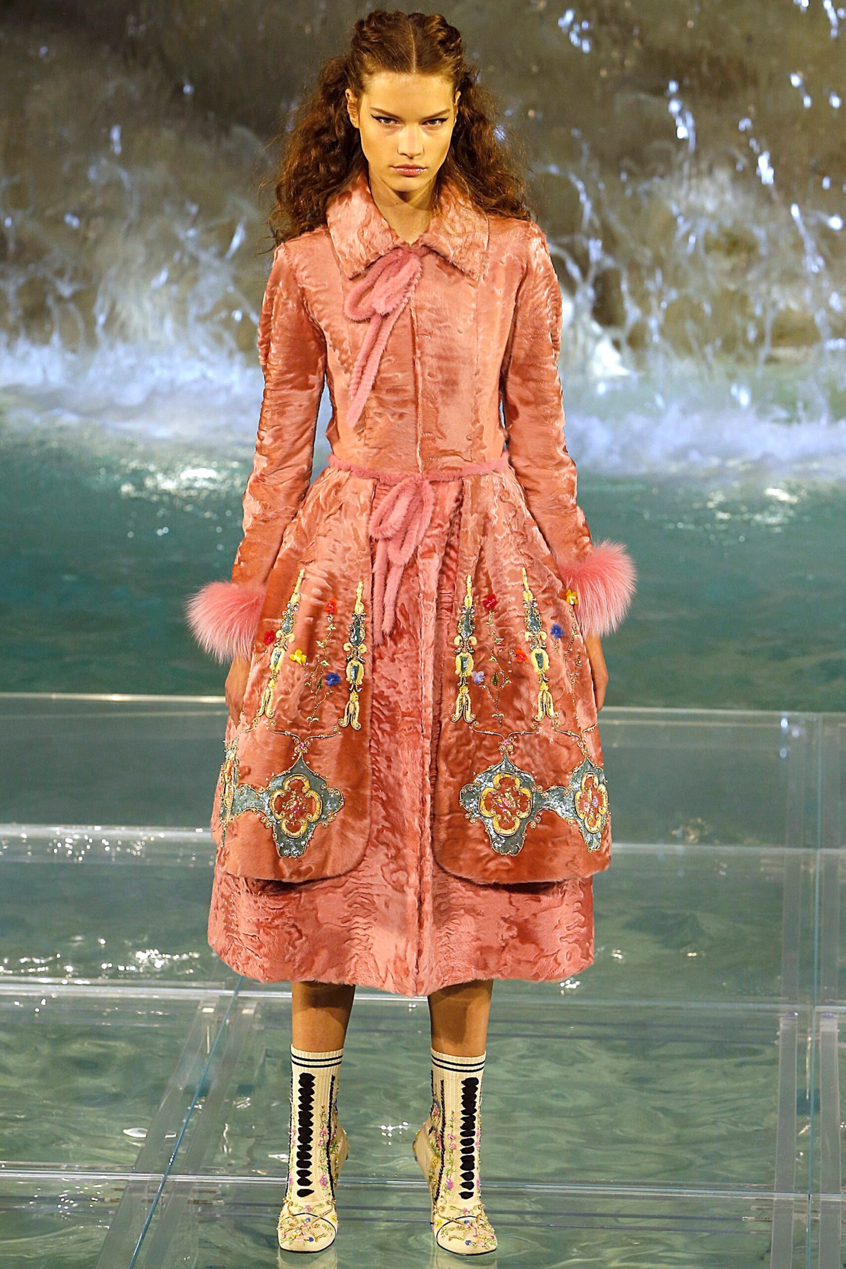 Fendi F/W 16 Couture Look 5