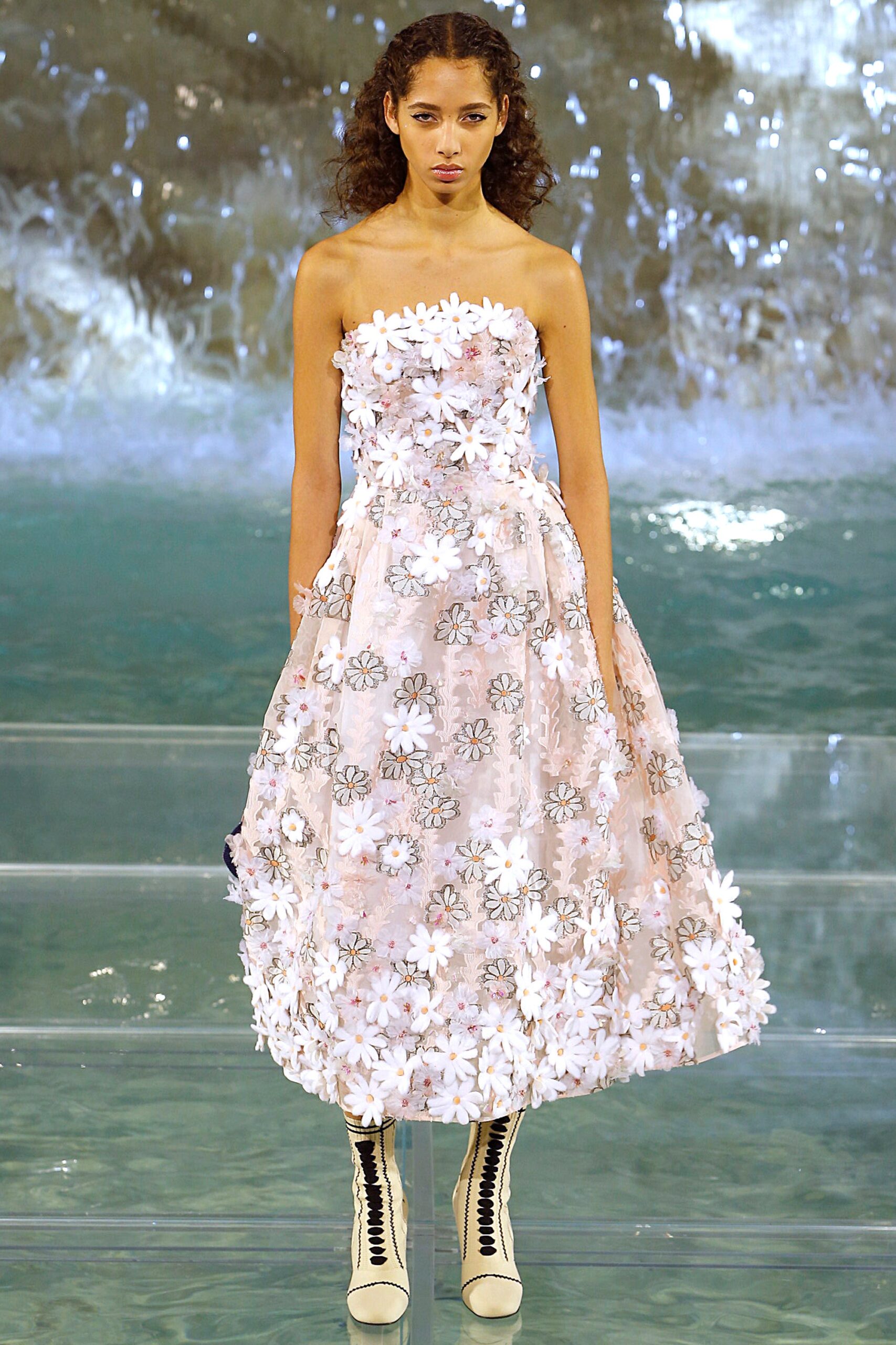 Fendi F/W 16 Couture Look 8