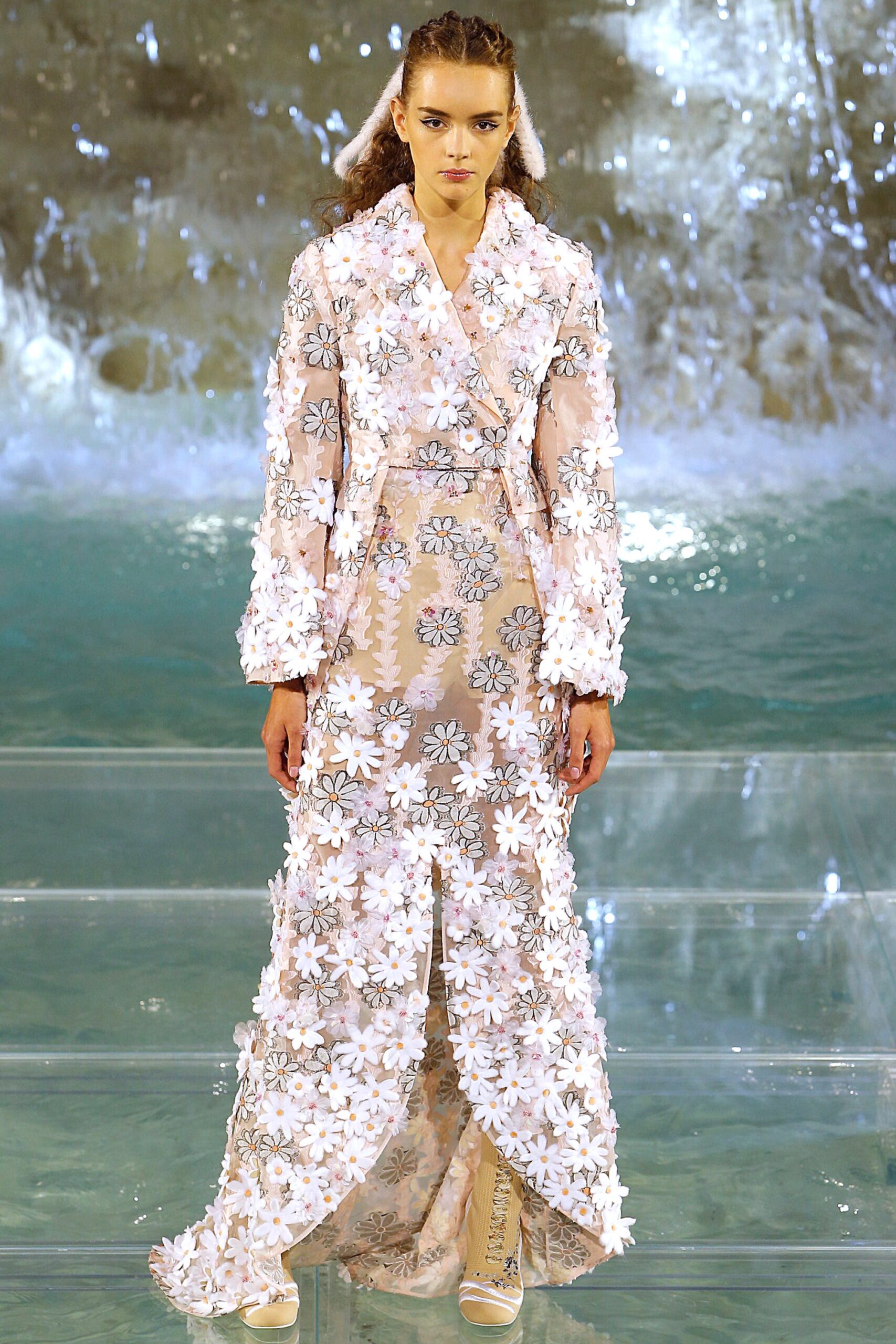 Fendi F/W 16 Couture Look 9