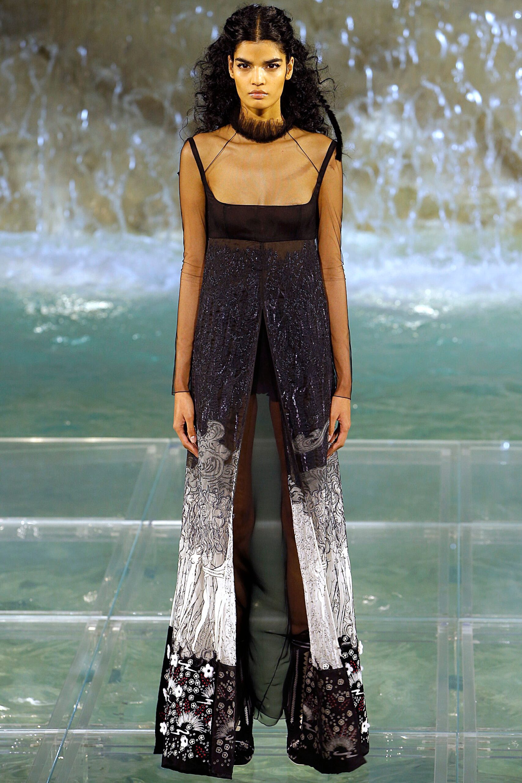 Fendi F/W 16 Couture Look 32
