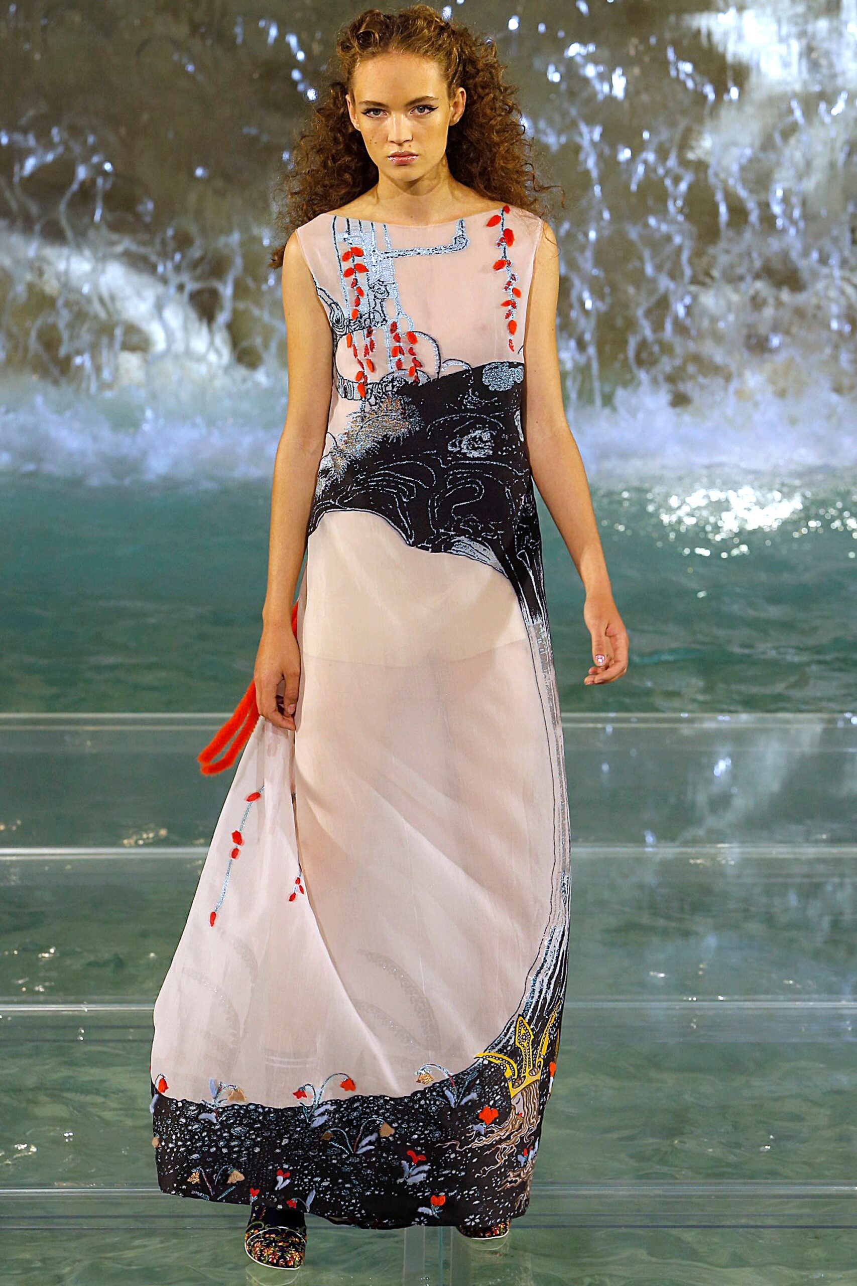 Fendi F/W 16 Couture Look 35