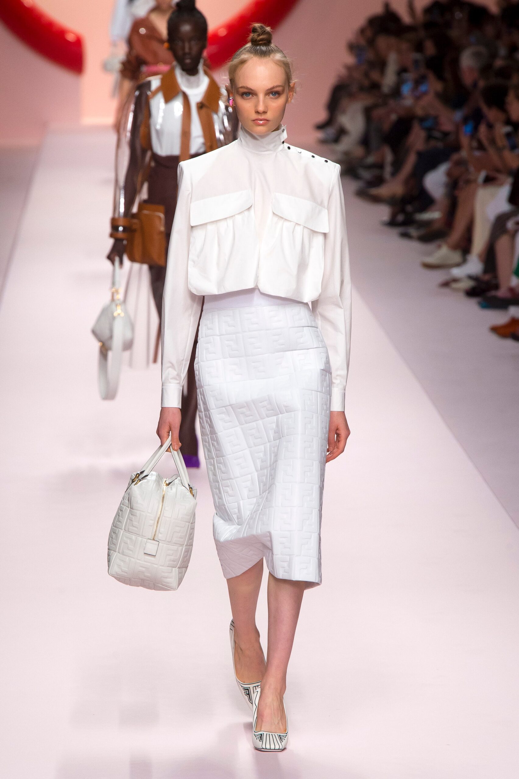 Fendi S/S 19 Look 1