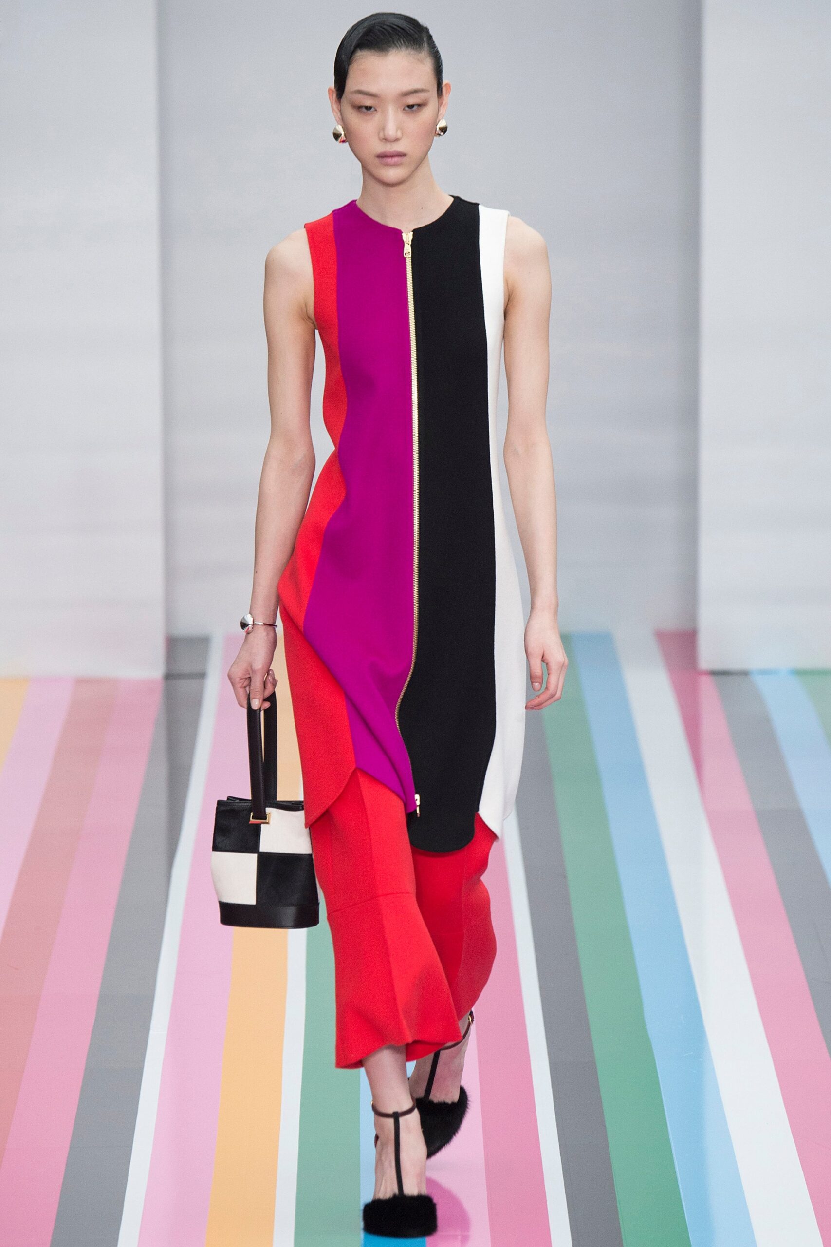 Ferragamo F/W 16 Look 1