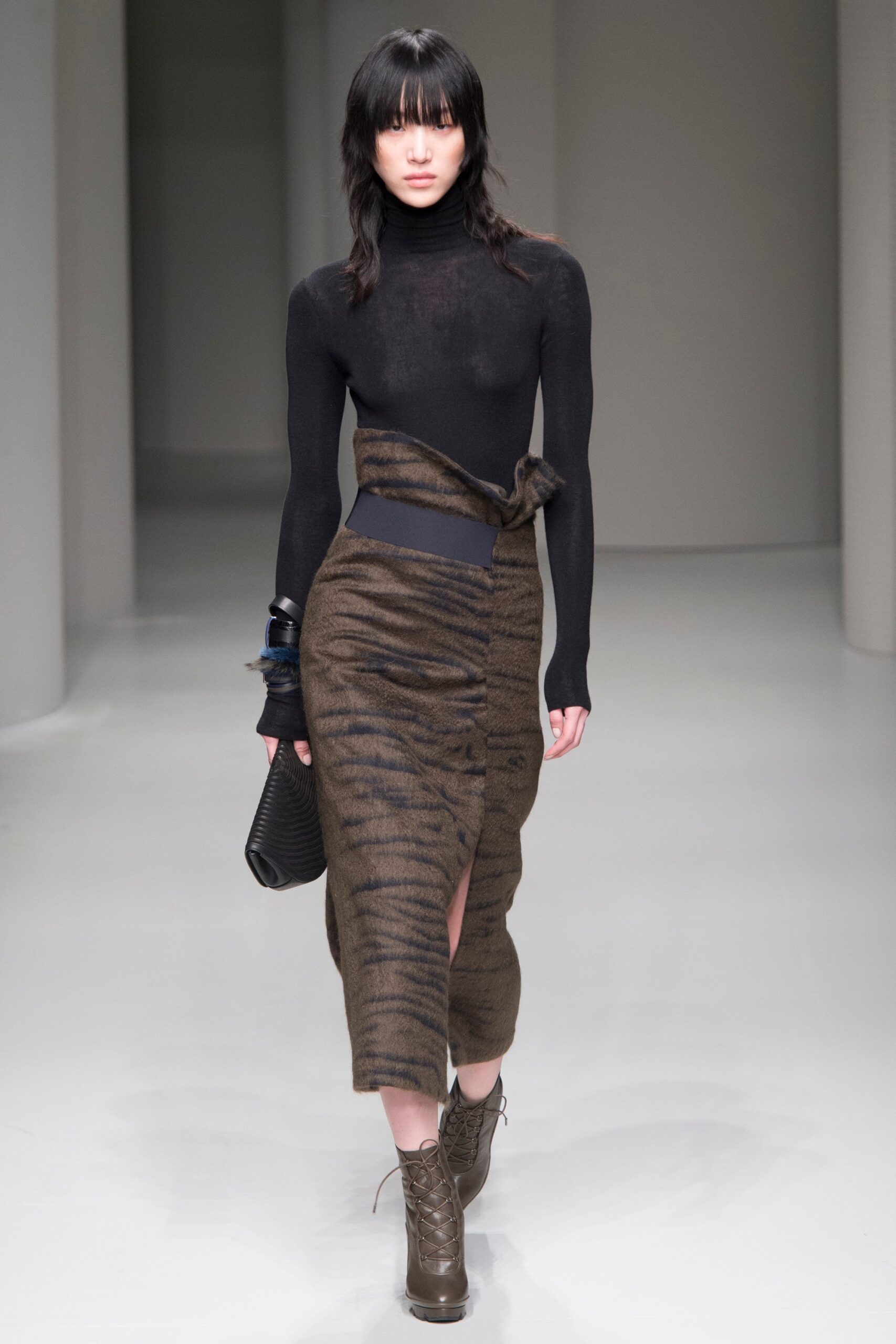 Ferragamo F/W 17 Look 7