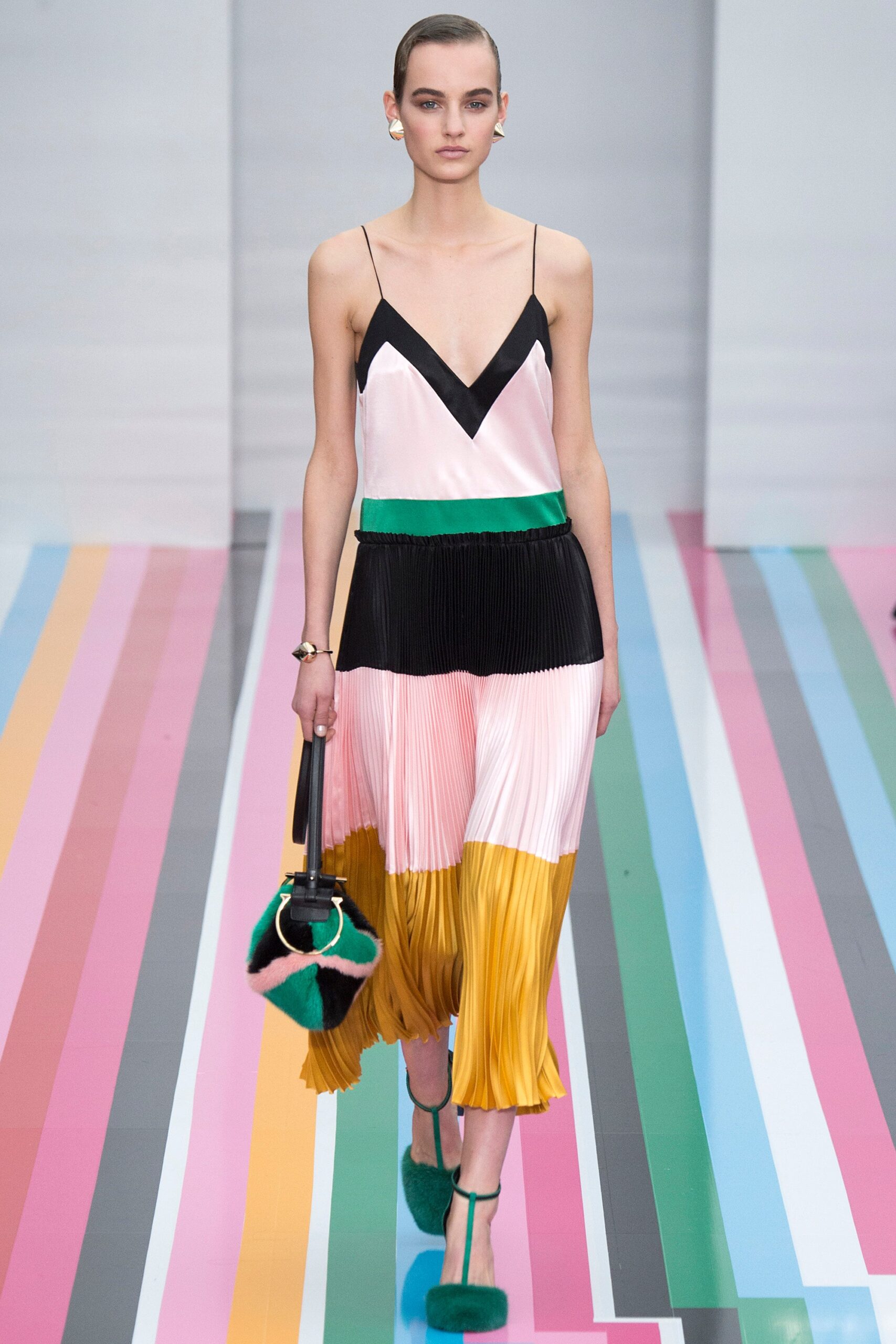 Ferragamo F/W 16 Look 14