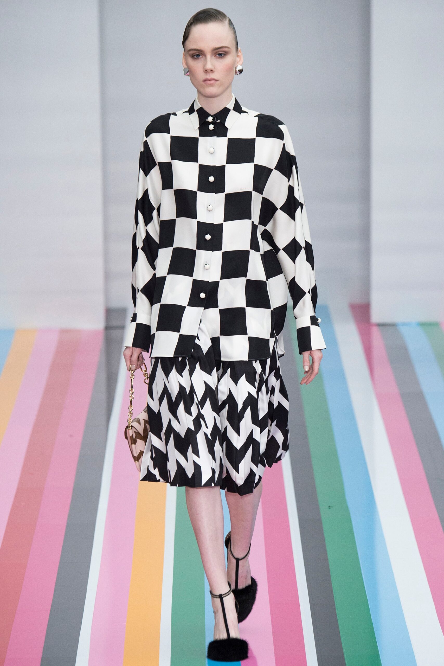 Ferragamo F/W 16 Look 15