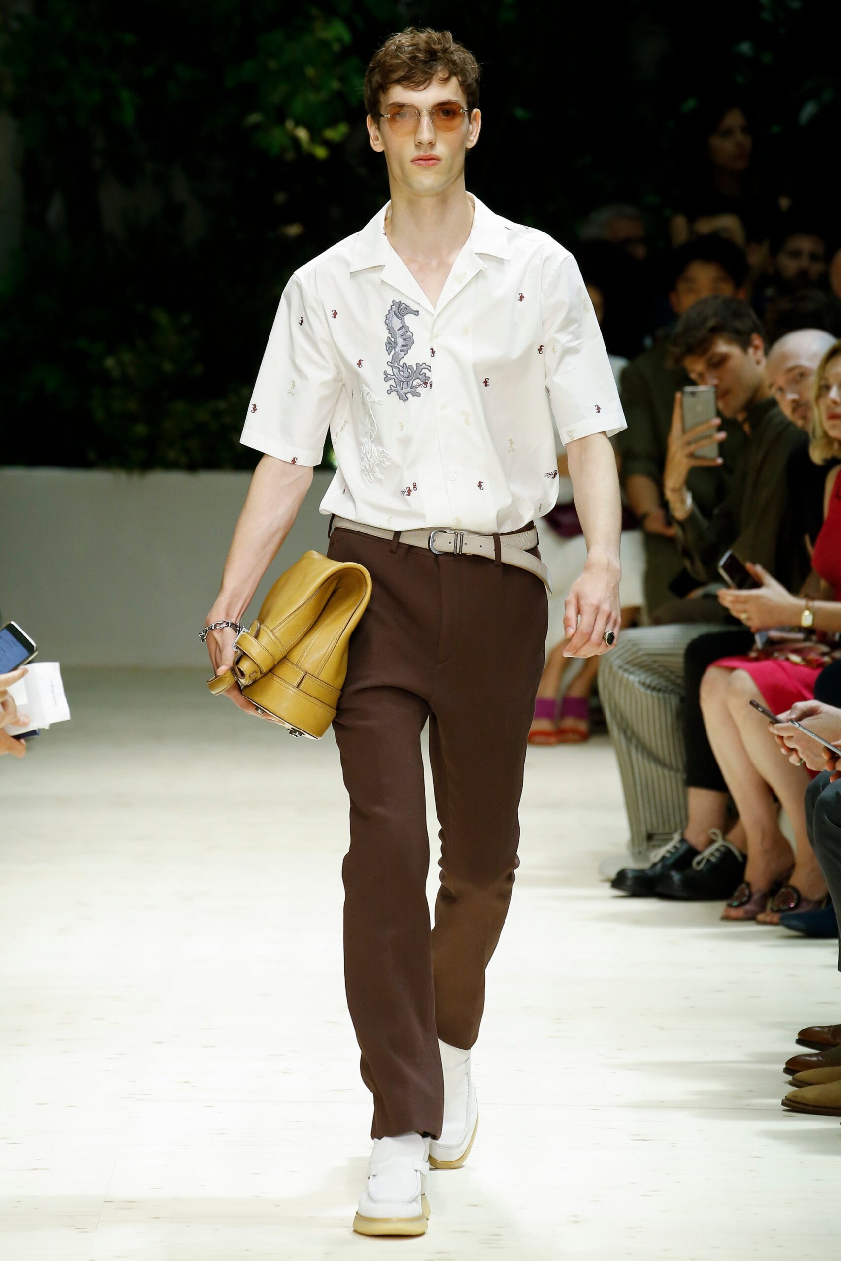 Ferragamo S/S 18 Menswear Look 1