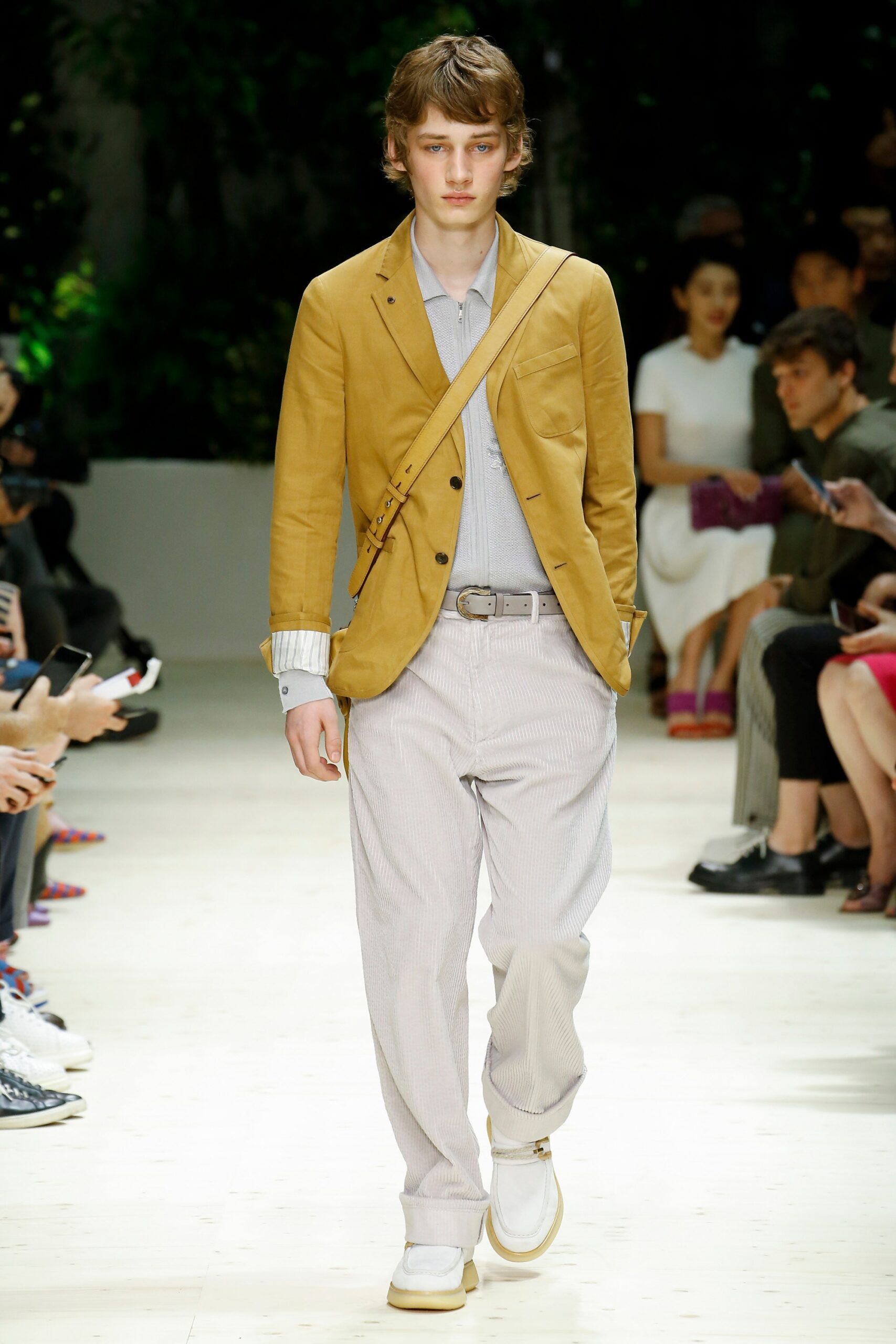 Ferragamo S/S 18 Menswear Look 5