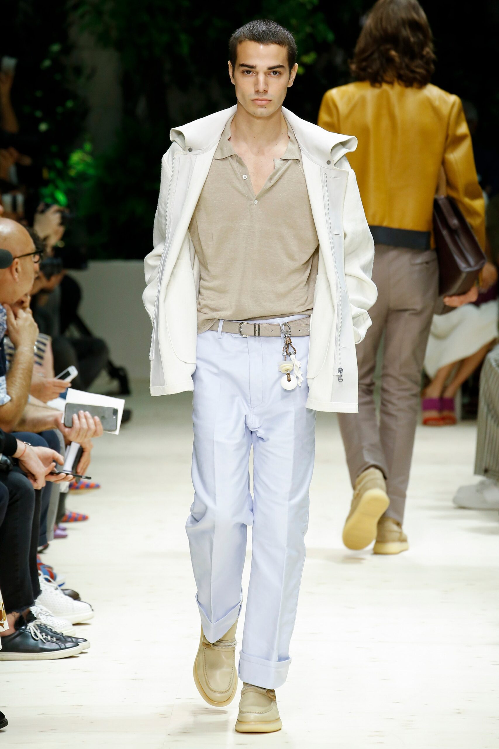 Ferragamo S/S 18 Menswear Look 15