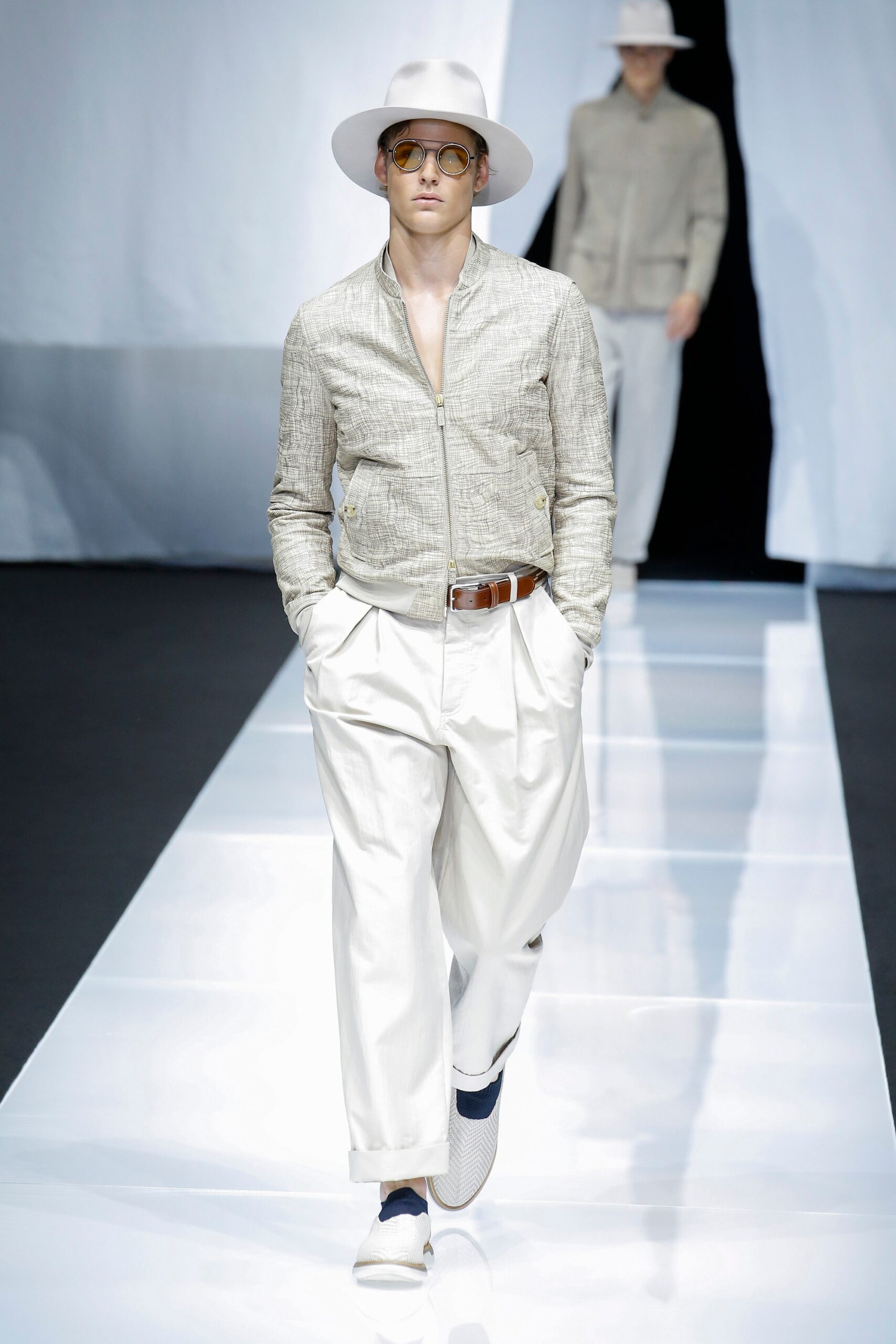 Giorgio Armani S/S 19 Menswear Look 5