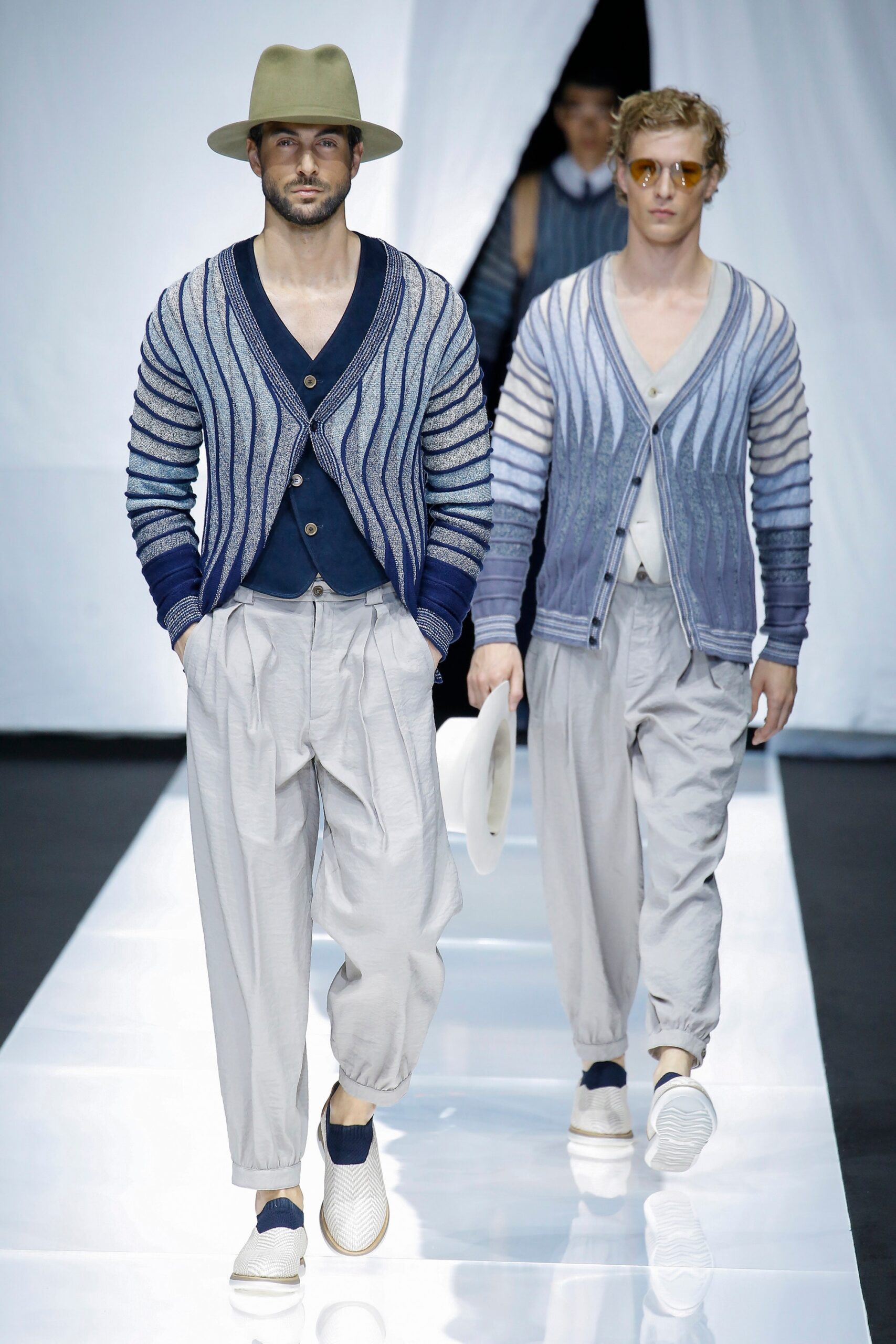 Giorgio Armani S/S 19 Menswear Look 8