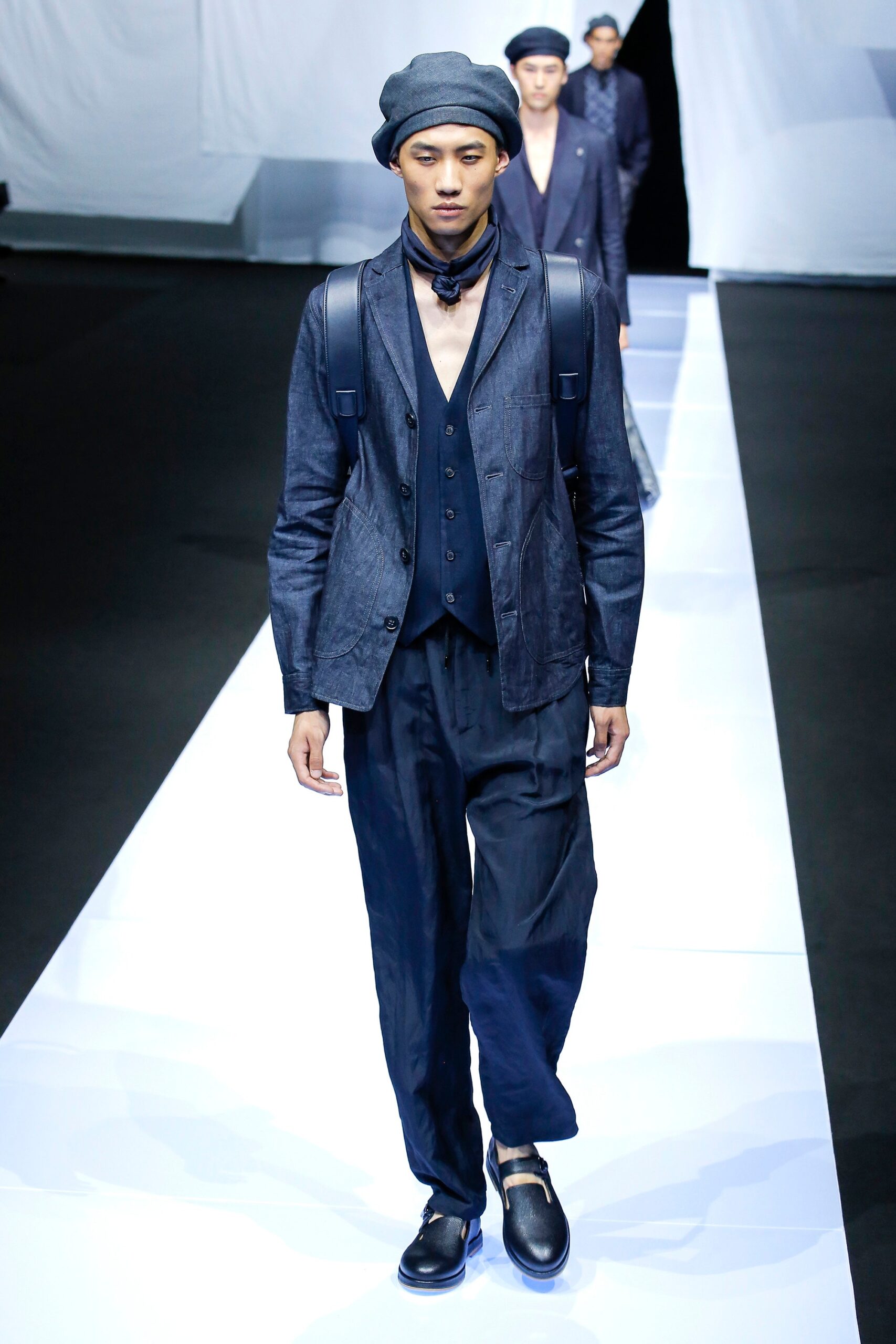 Giorgio Armani S/S 19 Menswear Look 12