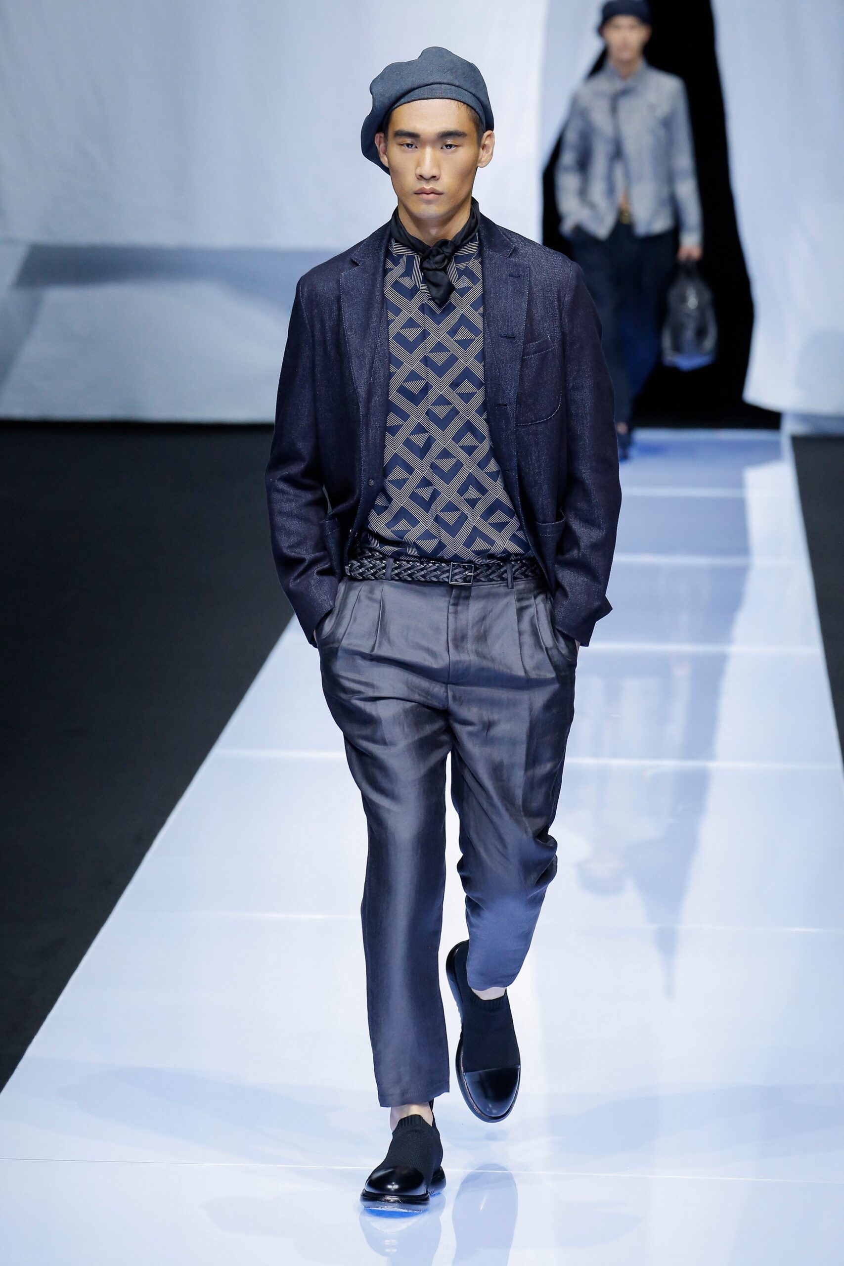 Giorgio Armani S/S 19 Menswear Look 14