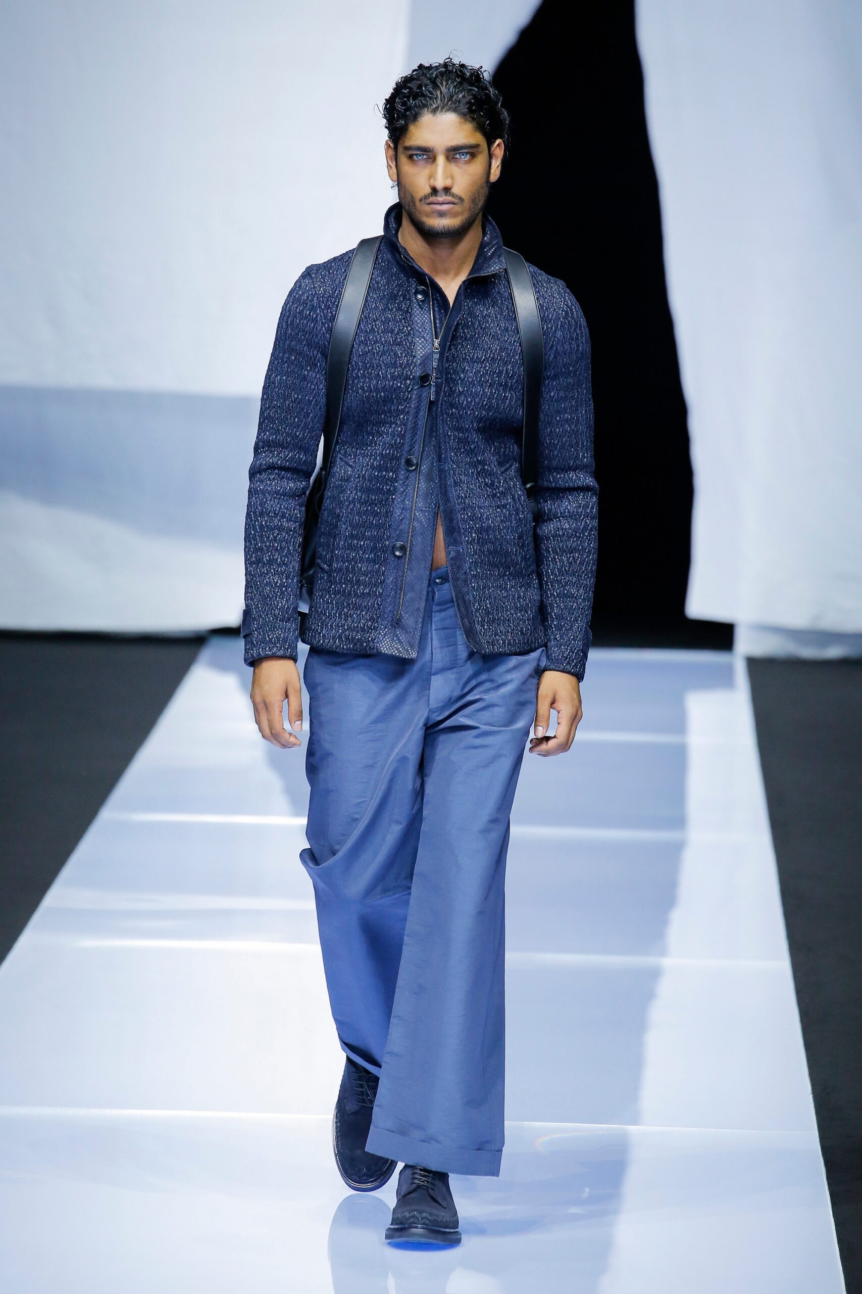 Giorgio Armani S/S 19 Menswear Look 17