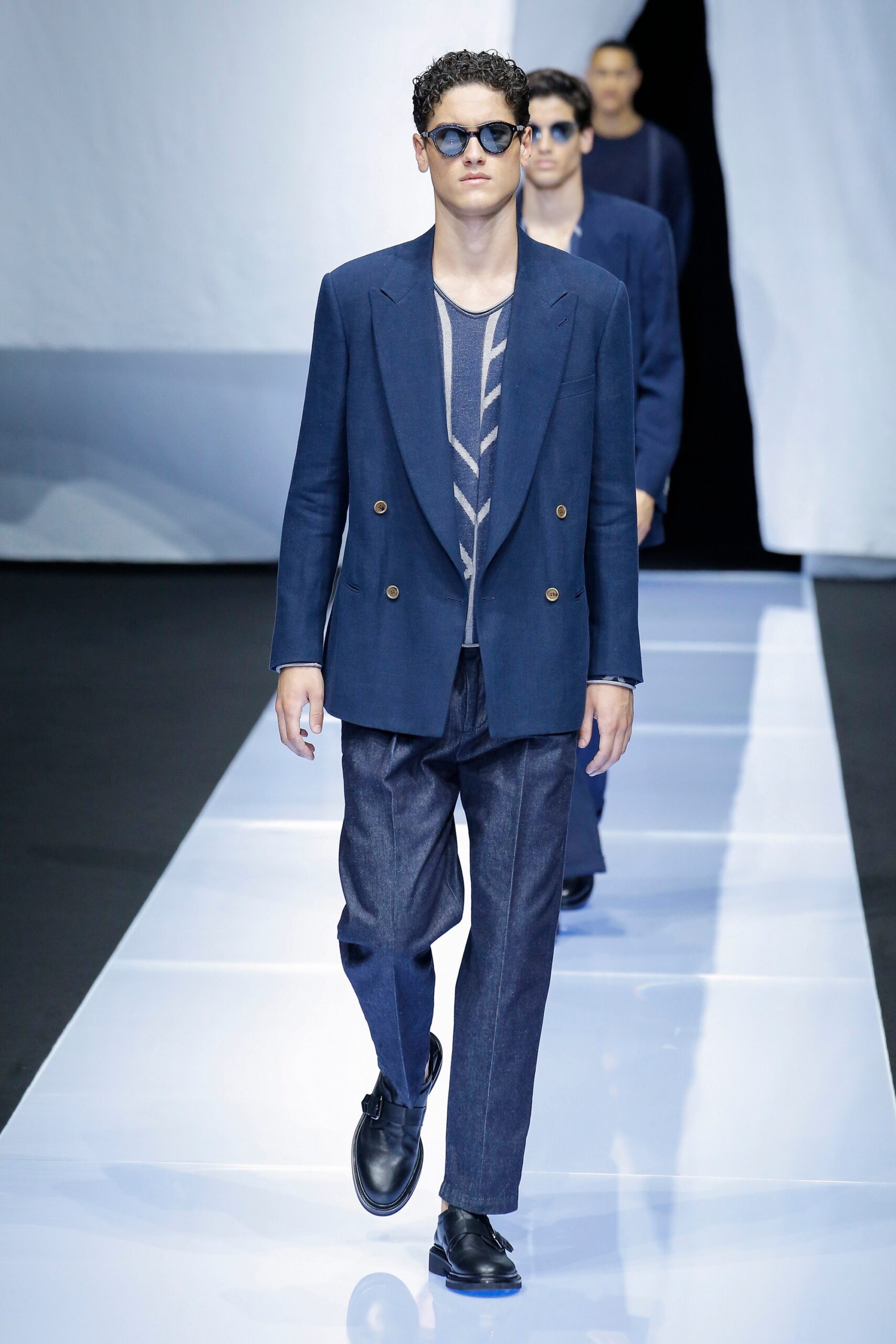 Giorgio Armani S/S 19 Menswear Look 22