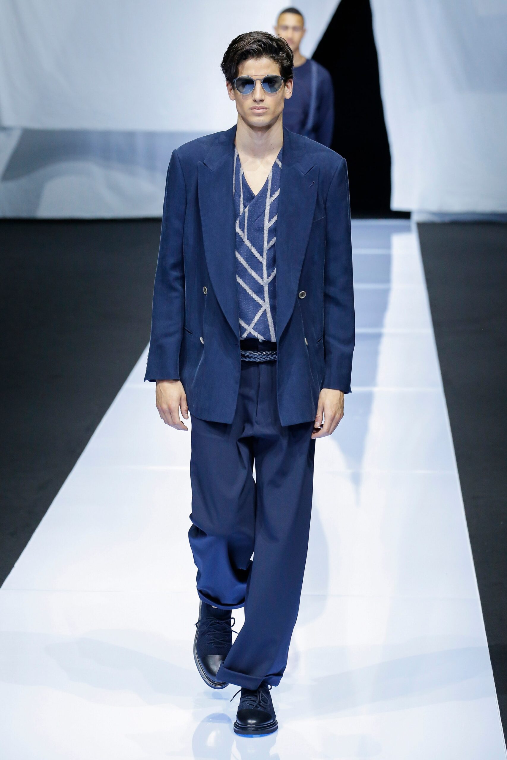 Giorgio Armani S/S 19 Menswear Look 23
