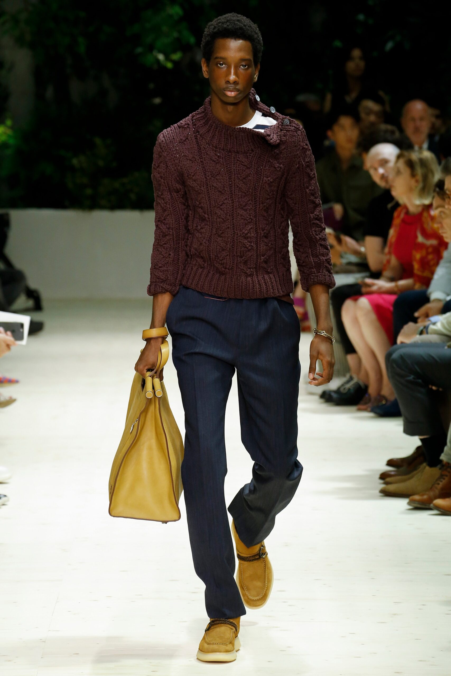 Ferragamo S/S 18 Menswear Look 33