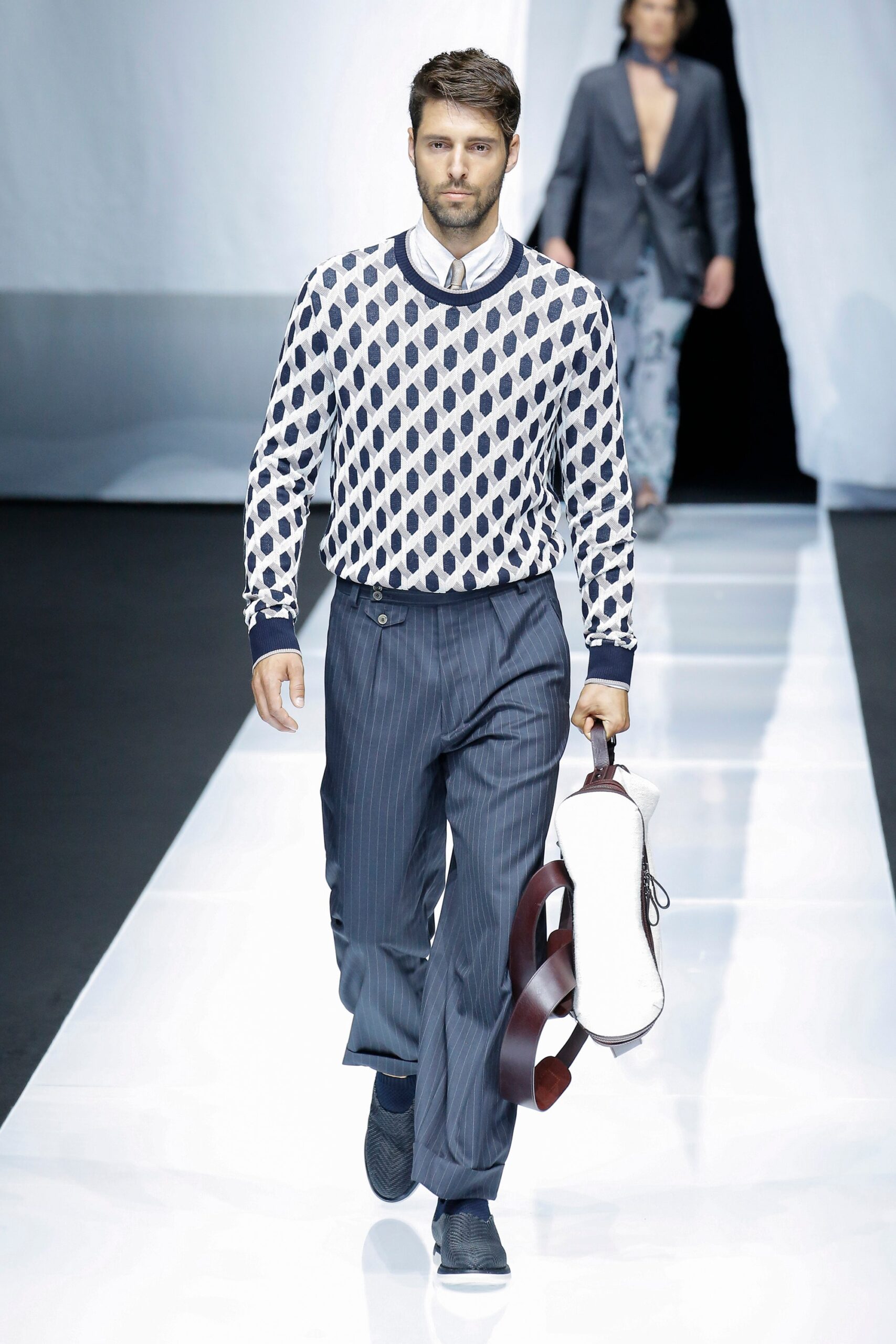 Giorgio Armani S/S 19 Menswear Look 36