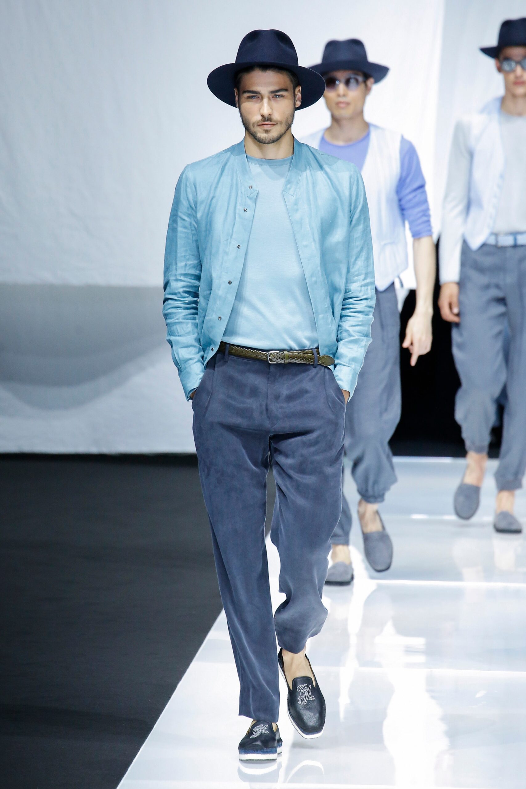 Giorgio Armani S/S 19 Menswear Look 43