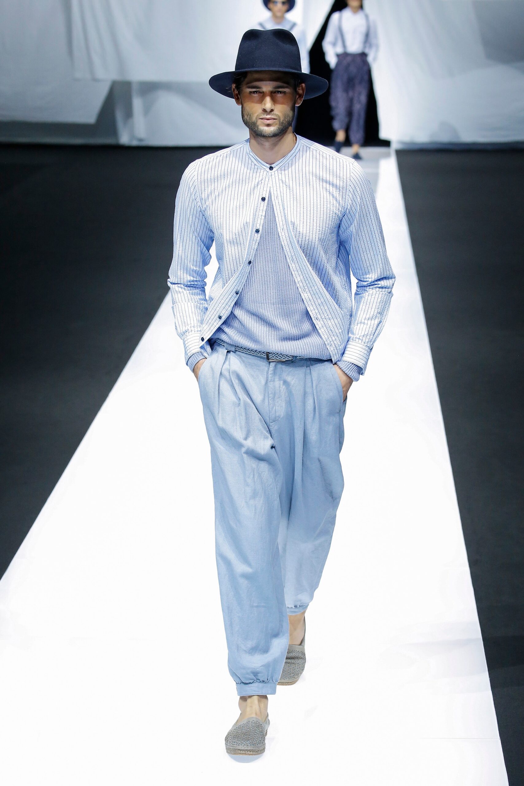 Giorgio Armani S/S 19 Menswear Look 46