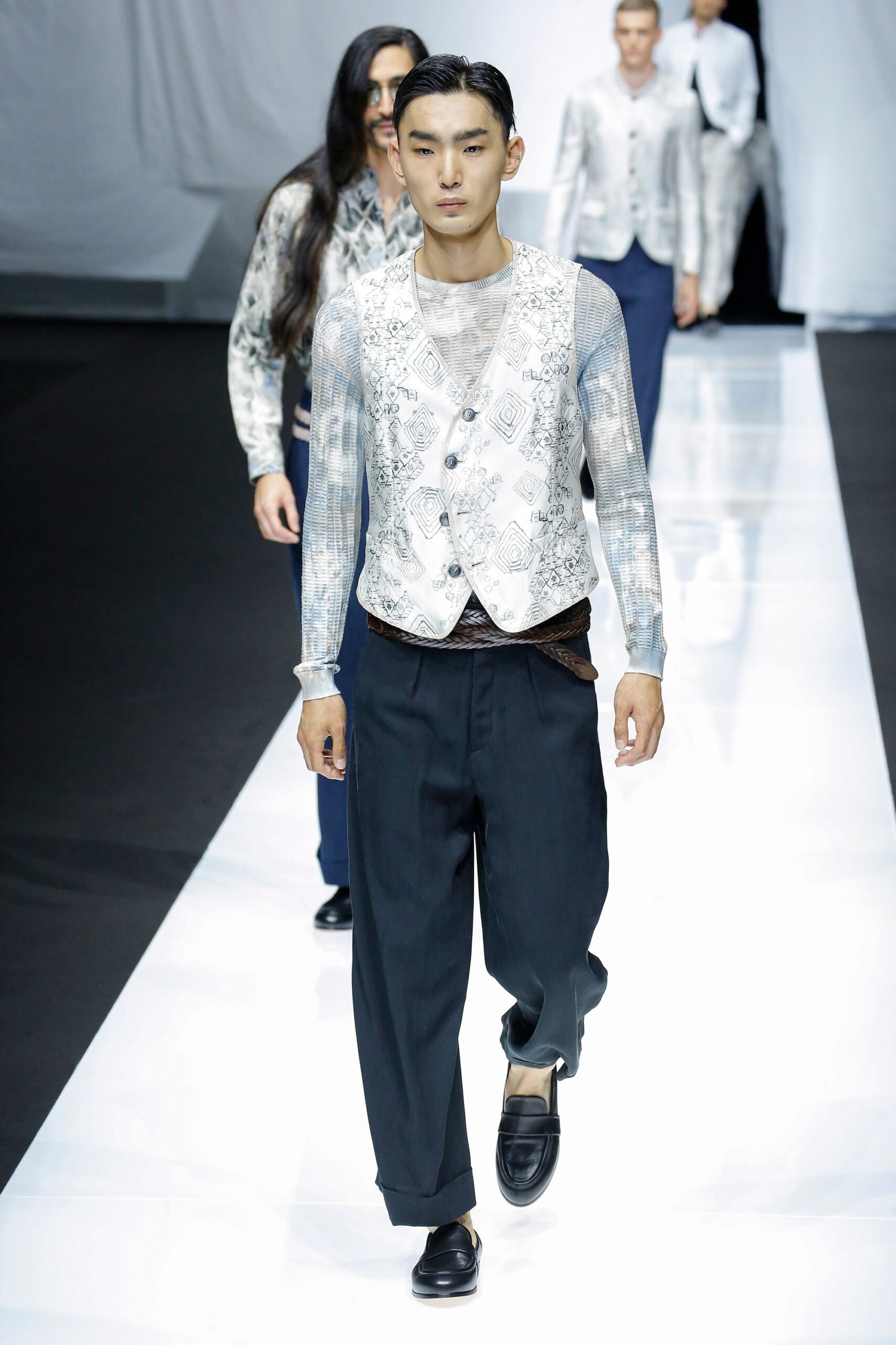 Giorgio Armani S/S 19 Menswear Look 60