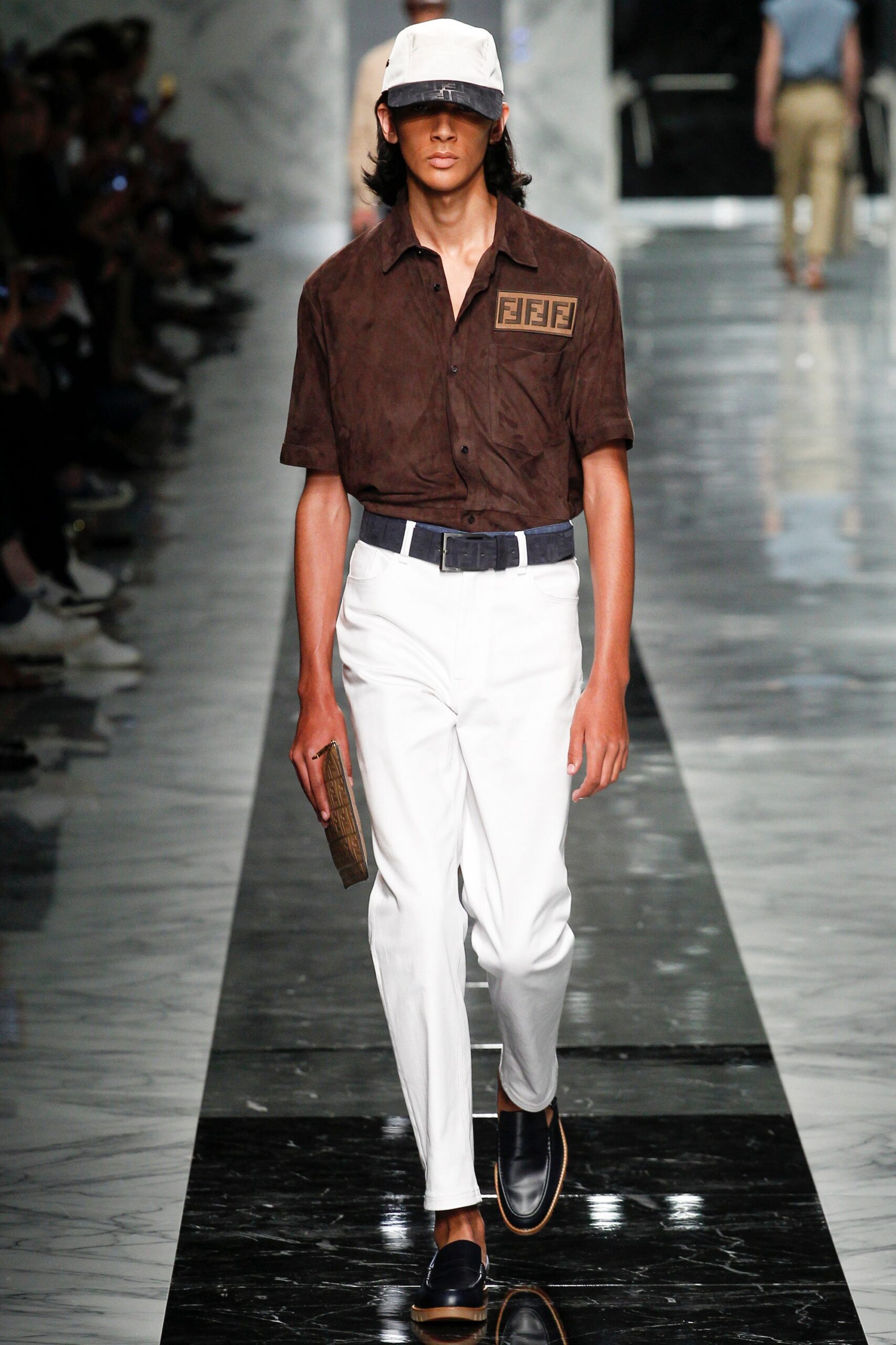 Fendi S/S 18 Menswear Look 4