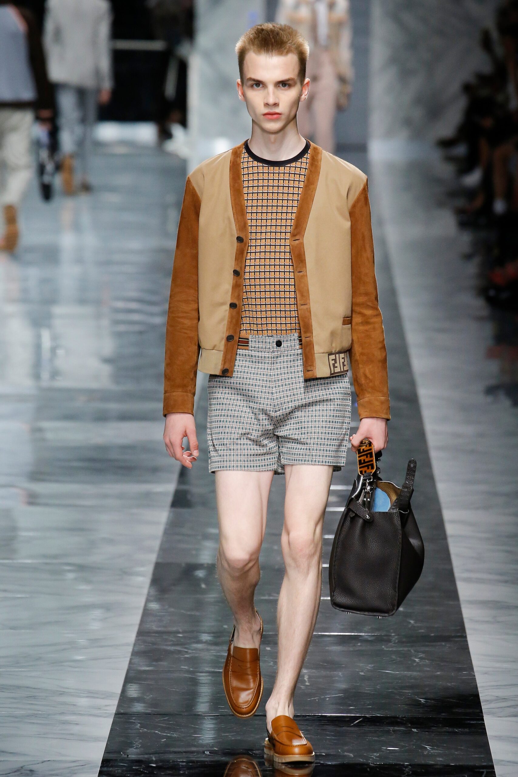 Fendi S/S 18 Menswear Look 17