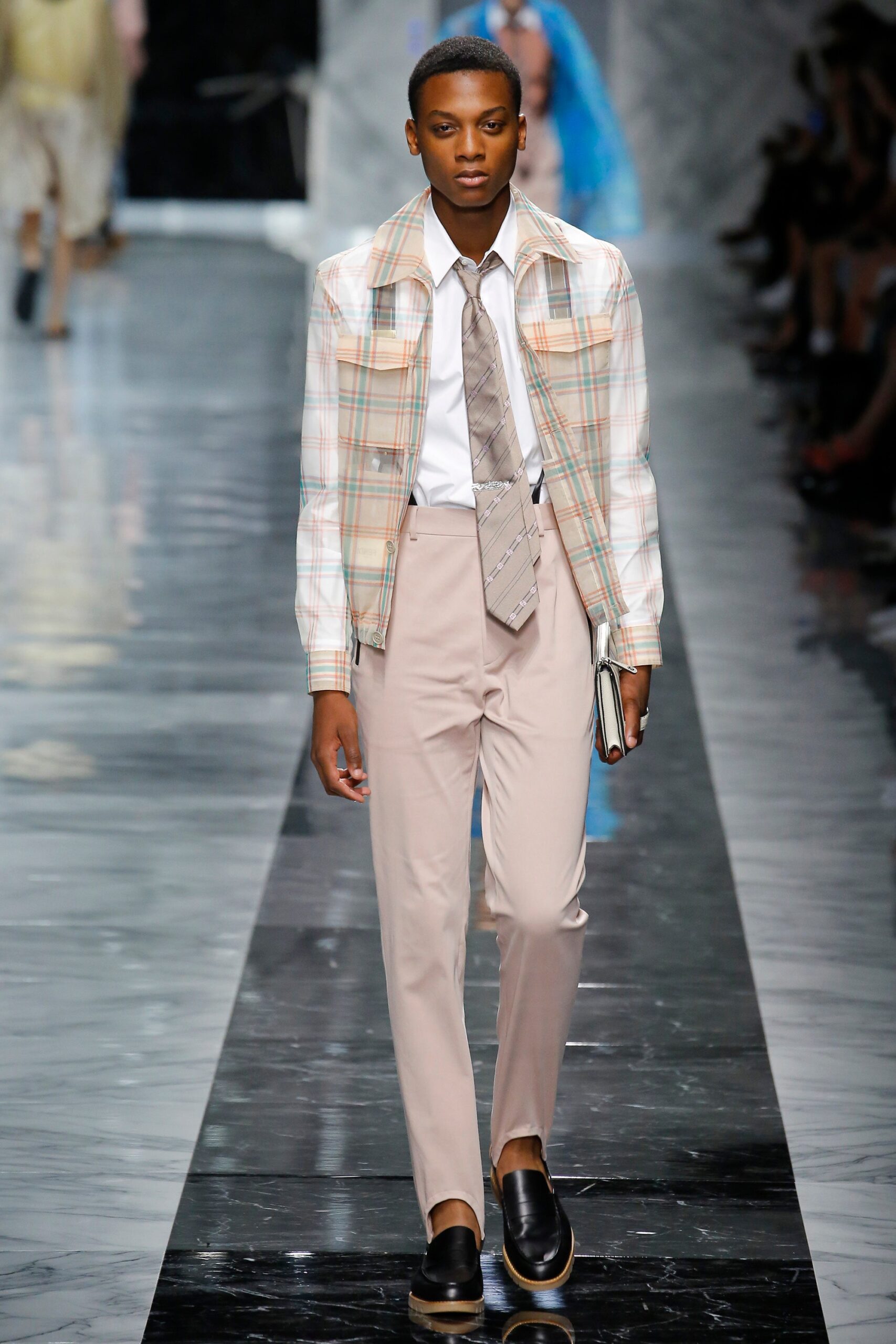 Fendi S/S 18 Menswear Look 19