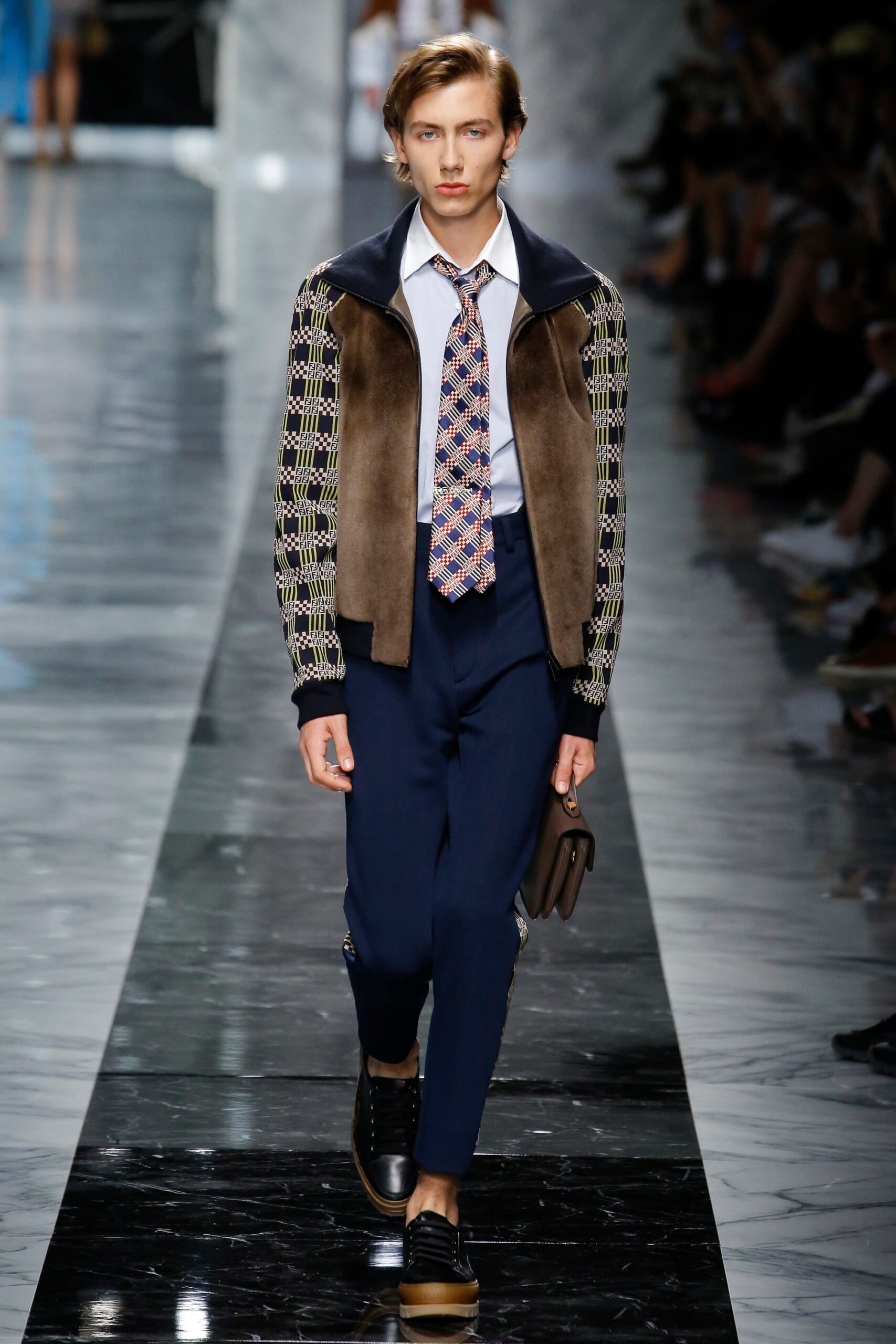 Fendi S/S 18 Menswear Look 25