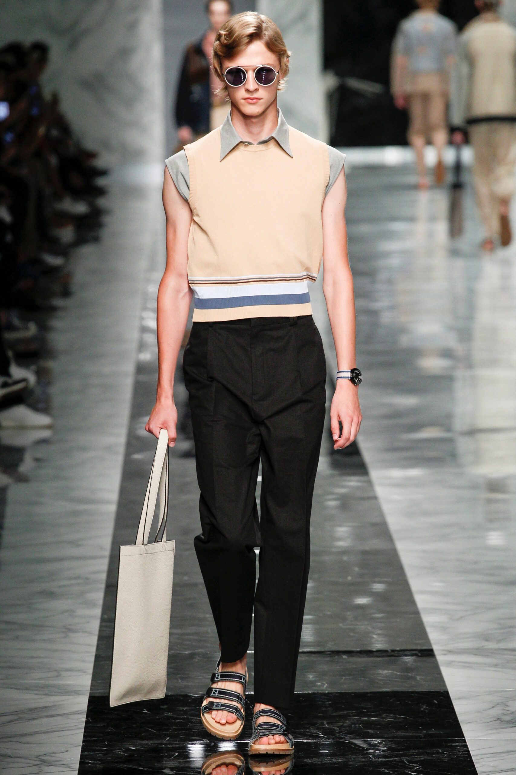 Fendi S/S 18 Menswear Look 32