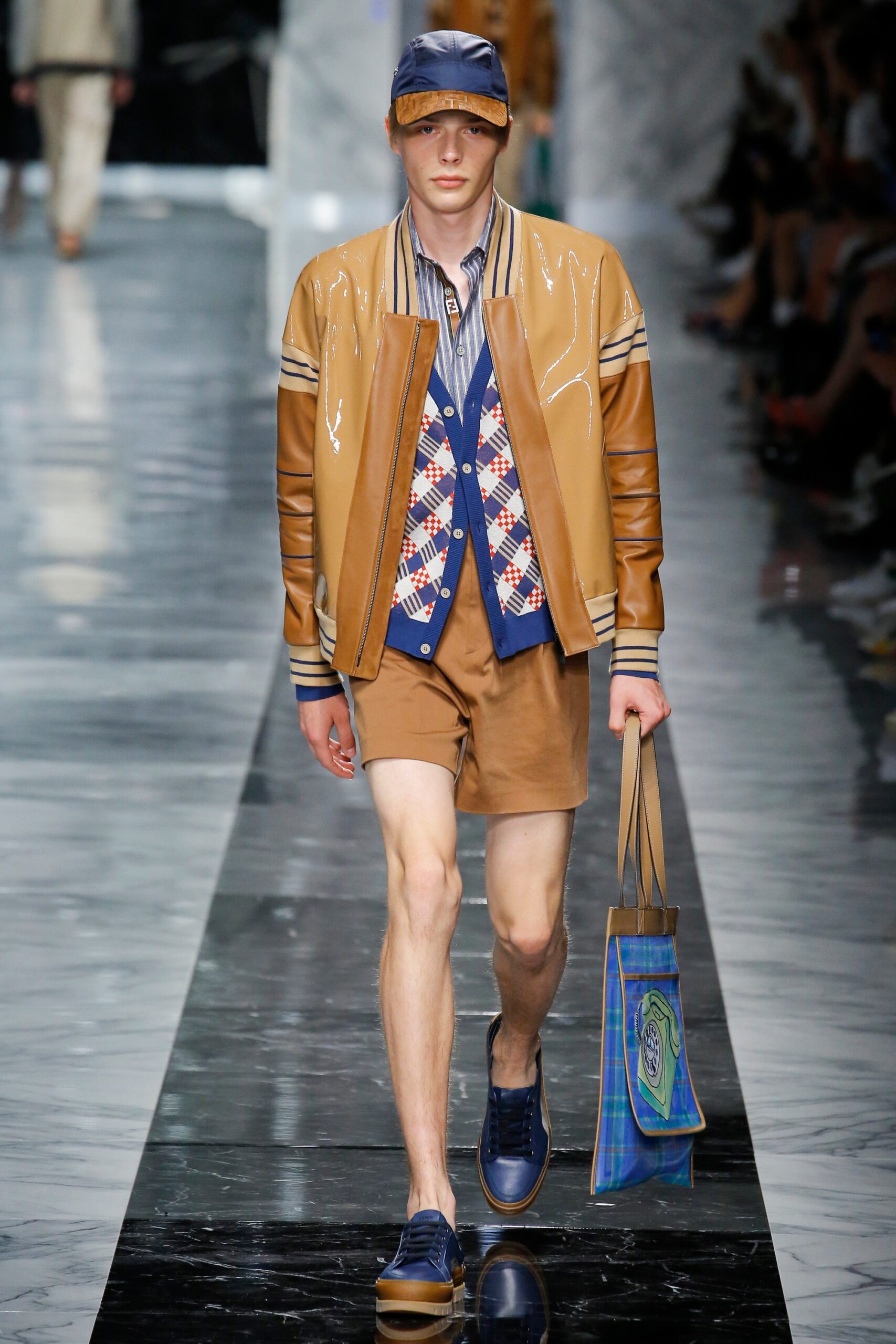 Fendi S/S 18 Menswear Look 33