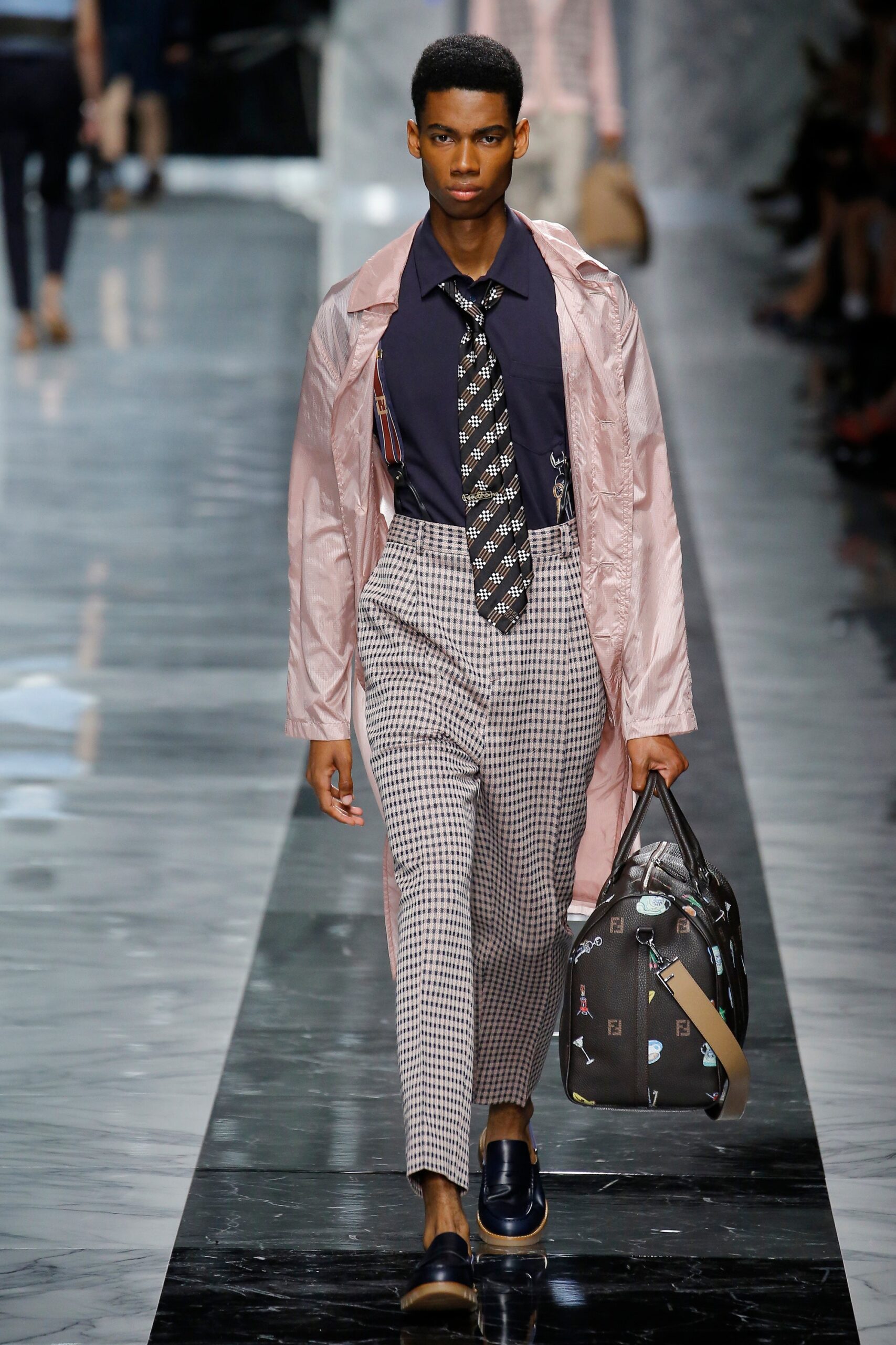 Fendi S/S 18 Menswear Look 41