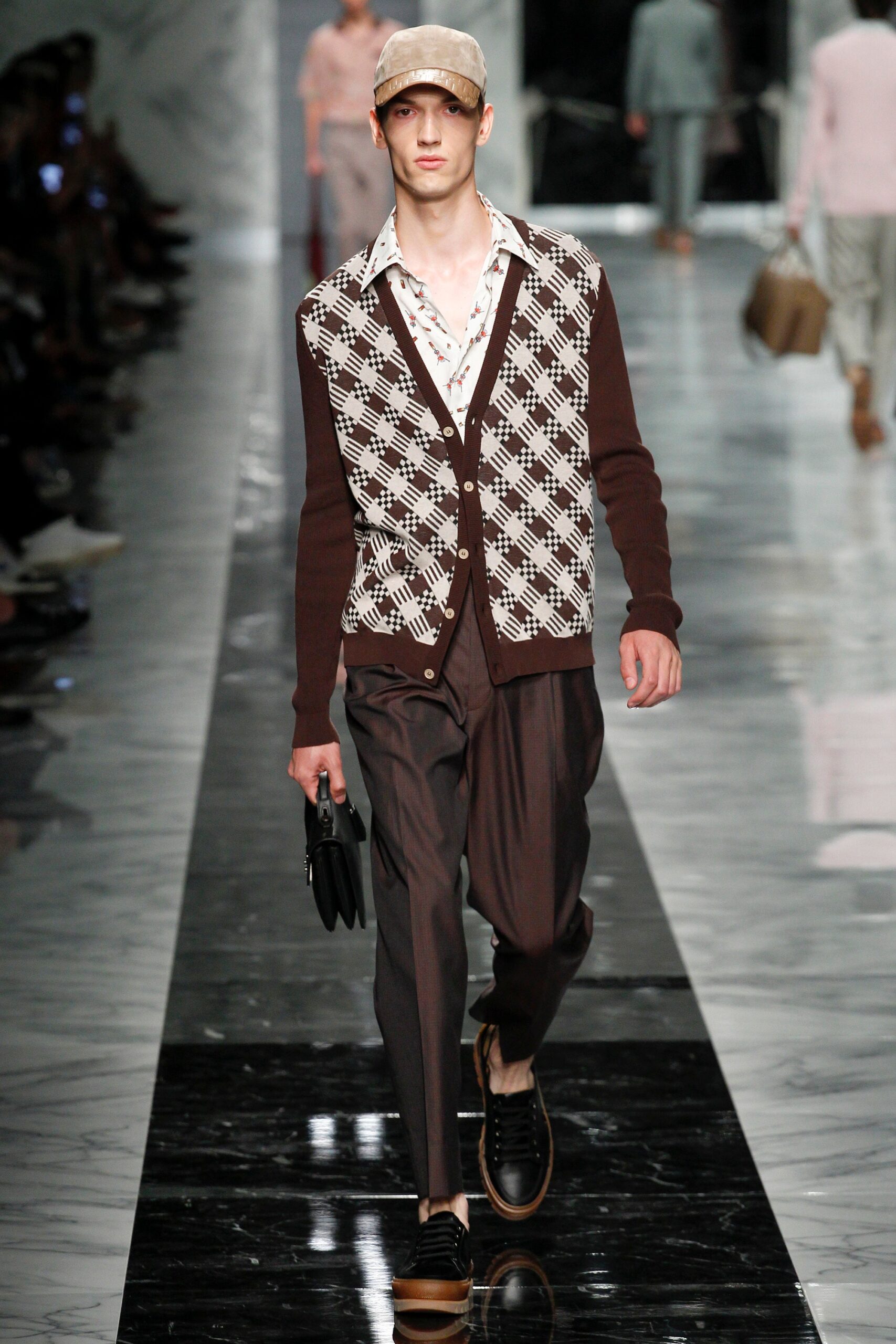 Fendi S/S 18 Menswear Look 46