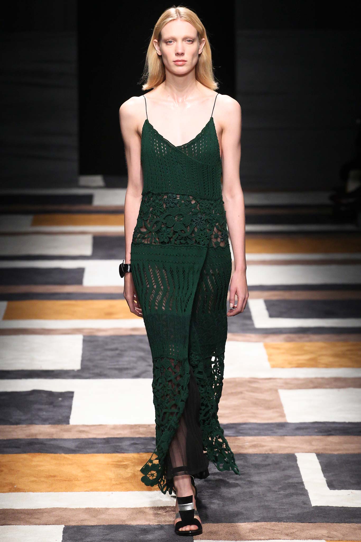 Ferragamo F/W 15 Look 8