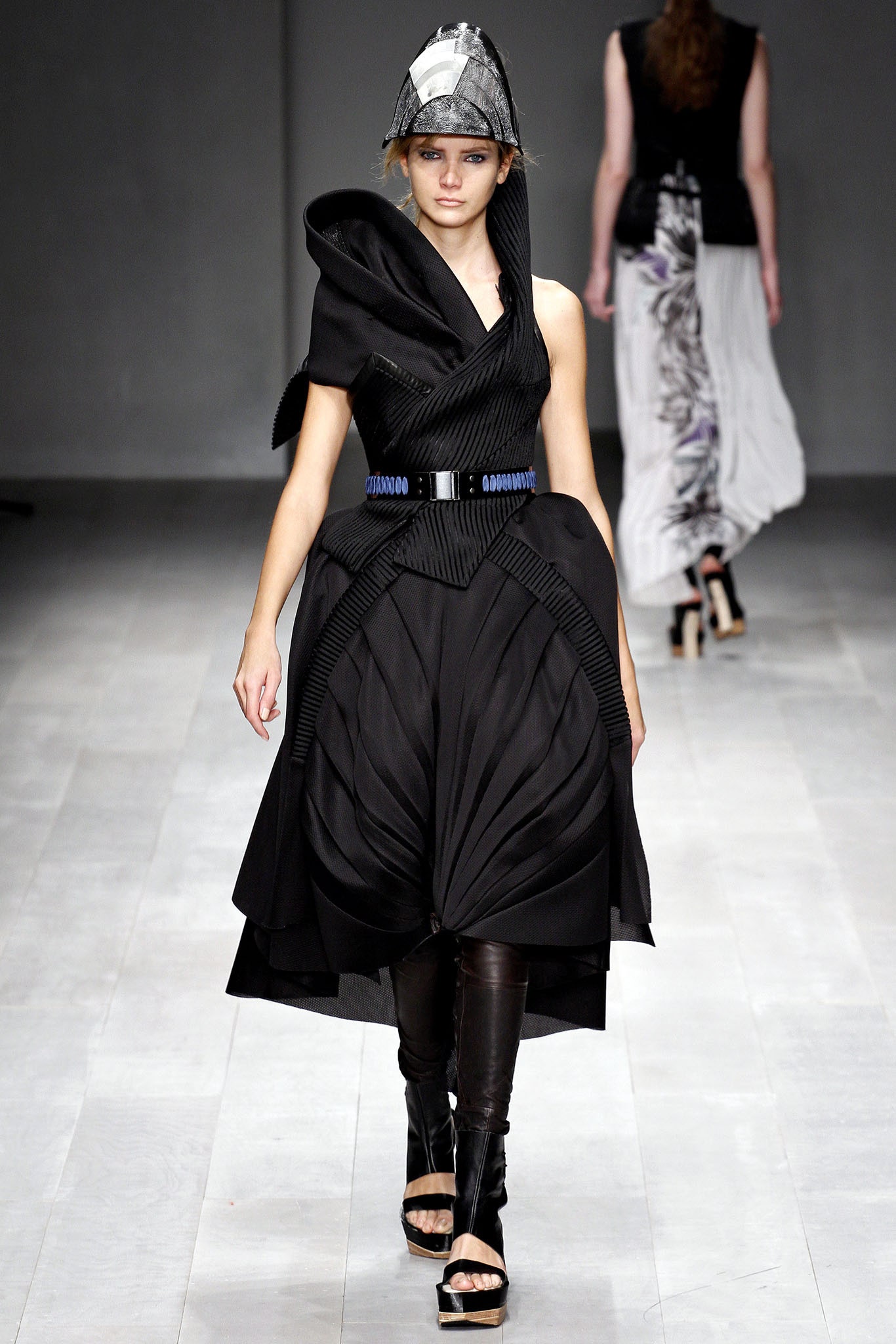 Fashion Fringe S/S 13 Look 8