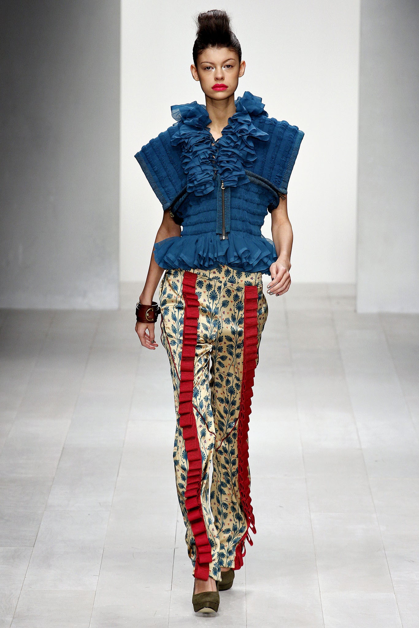 Fashion Fringe S/S 13 Look 26