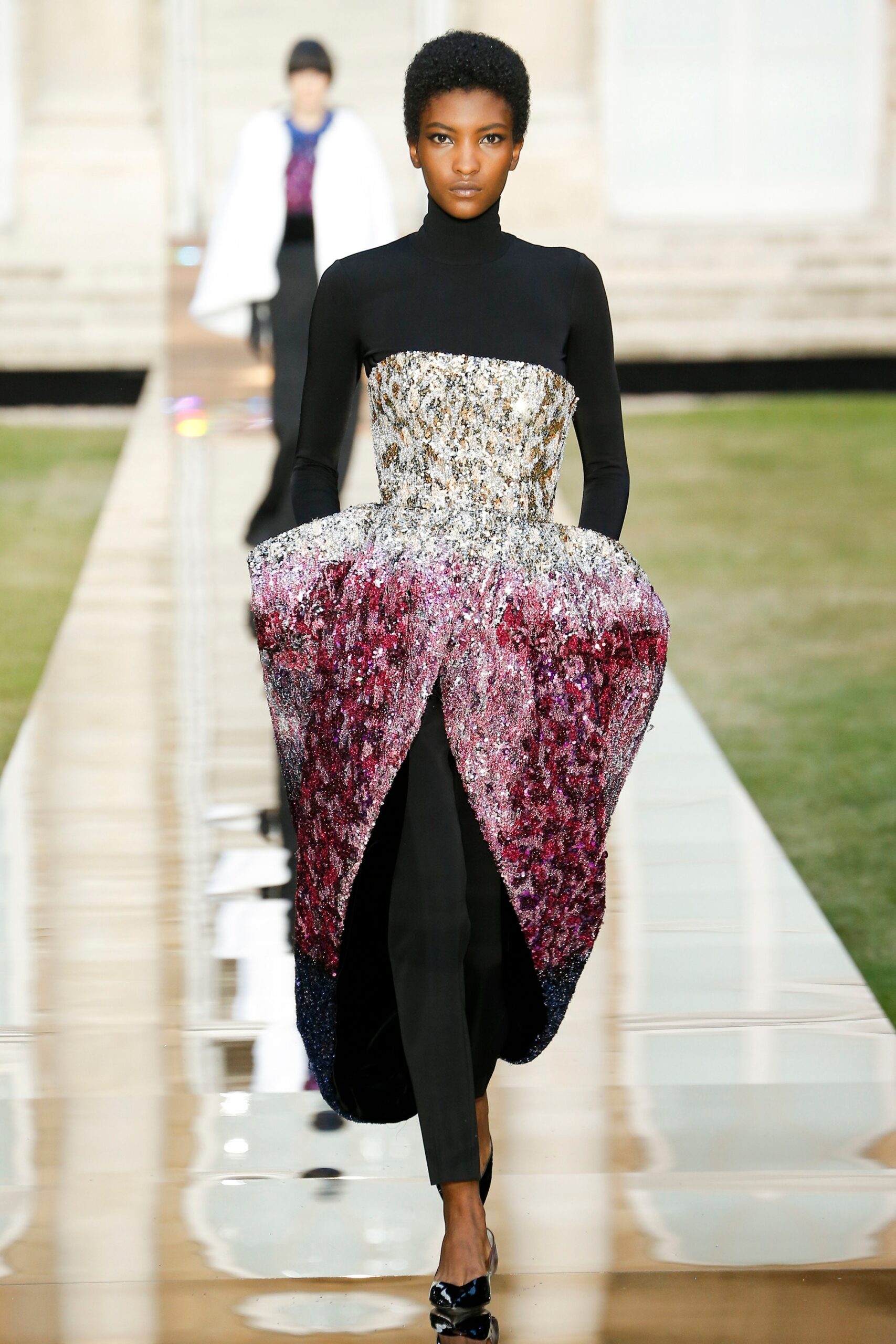 Givenchy F/W 18 Couture Look 1